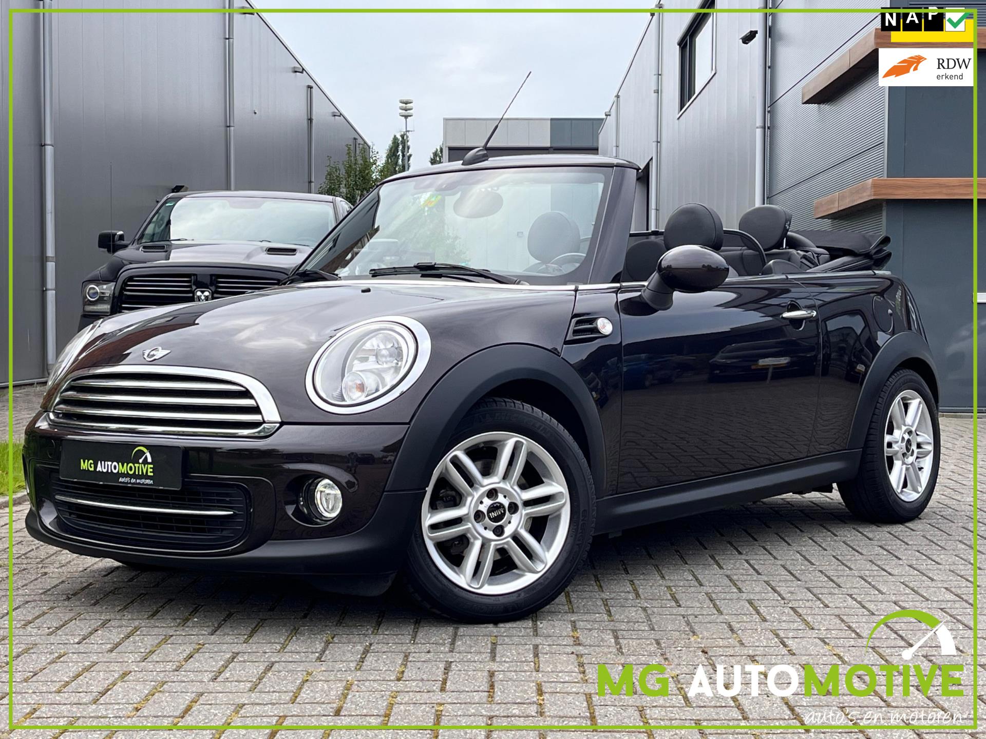Mini Mini Cabrio 1.6 Cooper Chili | Leder | Navi | NL auto | Dealerauto!