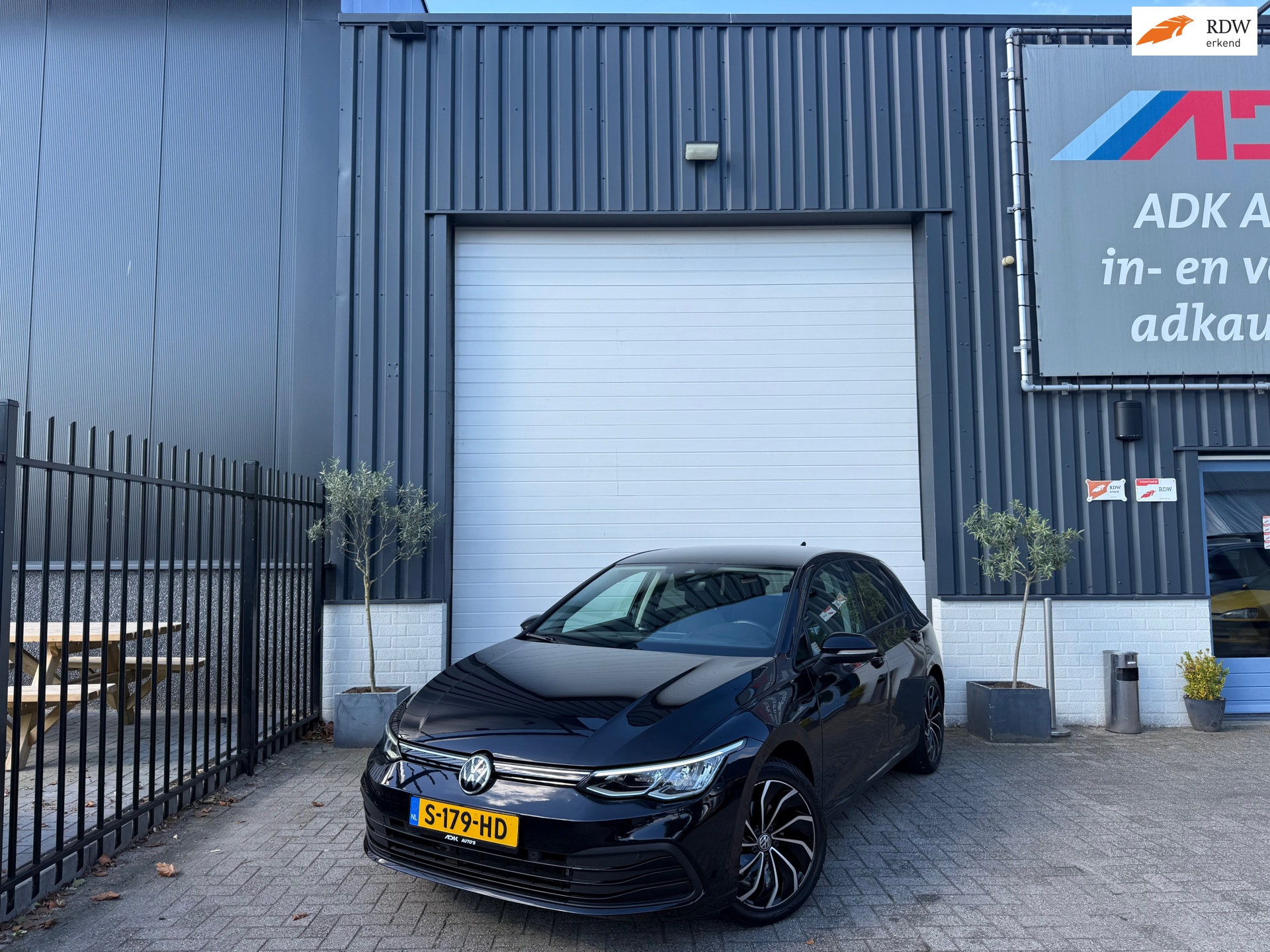 Volkswagen Golf 1.5 eTSI R-Line AUTOMAAT/AMBIANCE/ACC/ASSISTENTIE PAKKET