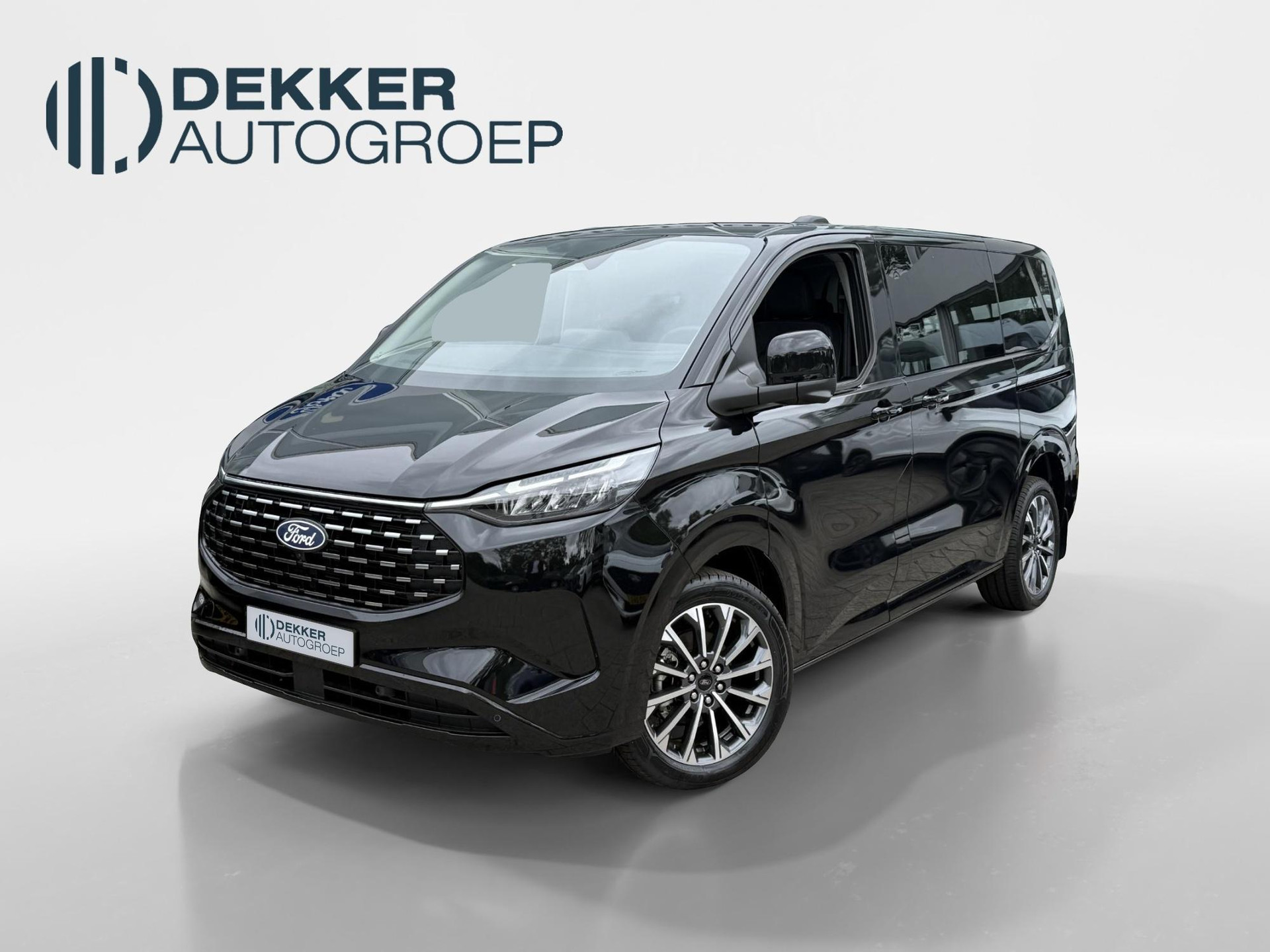 Ford Transit Custom Tourneo 340 2.5 PHEV L1H1 Titanium