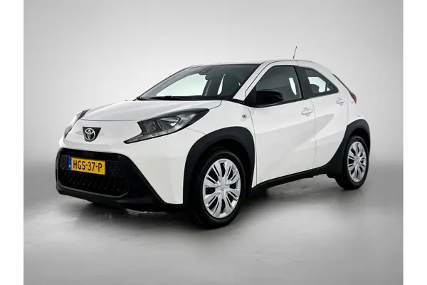 1.0 VVT-i MT Play