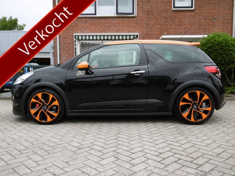 Citroën DS3 1.6 THP 200 Racing Sport 208 PK