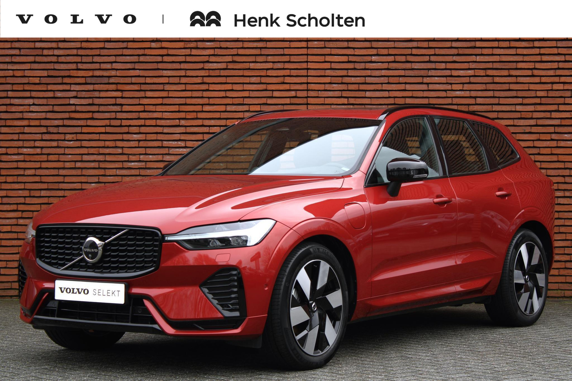Volvo XC60 T6 Plug-in hybrid AWD Ultimate Dark |