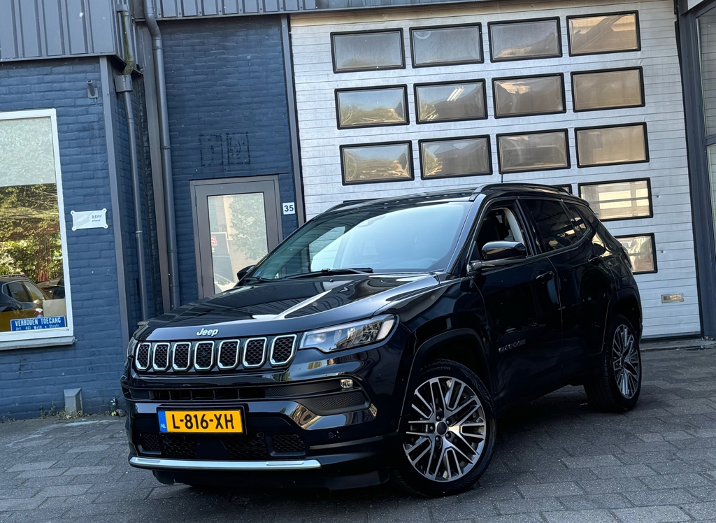 Jeep Compass 1.3T Limited | Clima | Camera | Pano | N.A.P