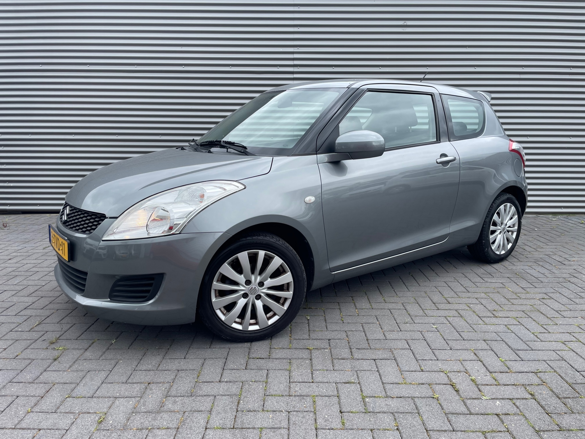 Suzuki Swift 1.2 Comfort bouwjaar 2014 ( nw apk )