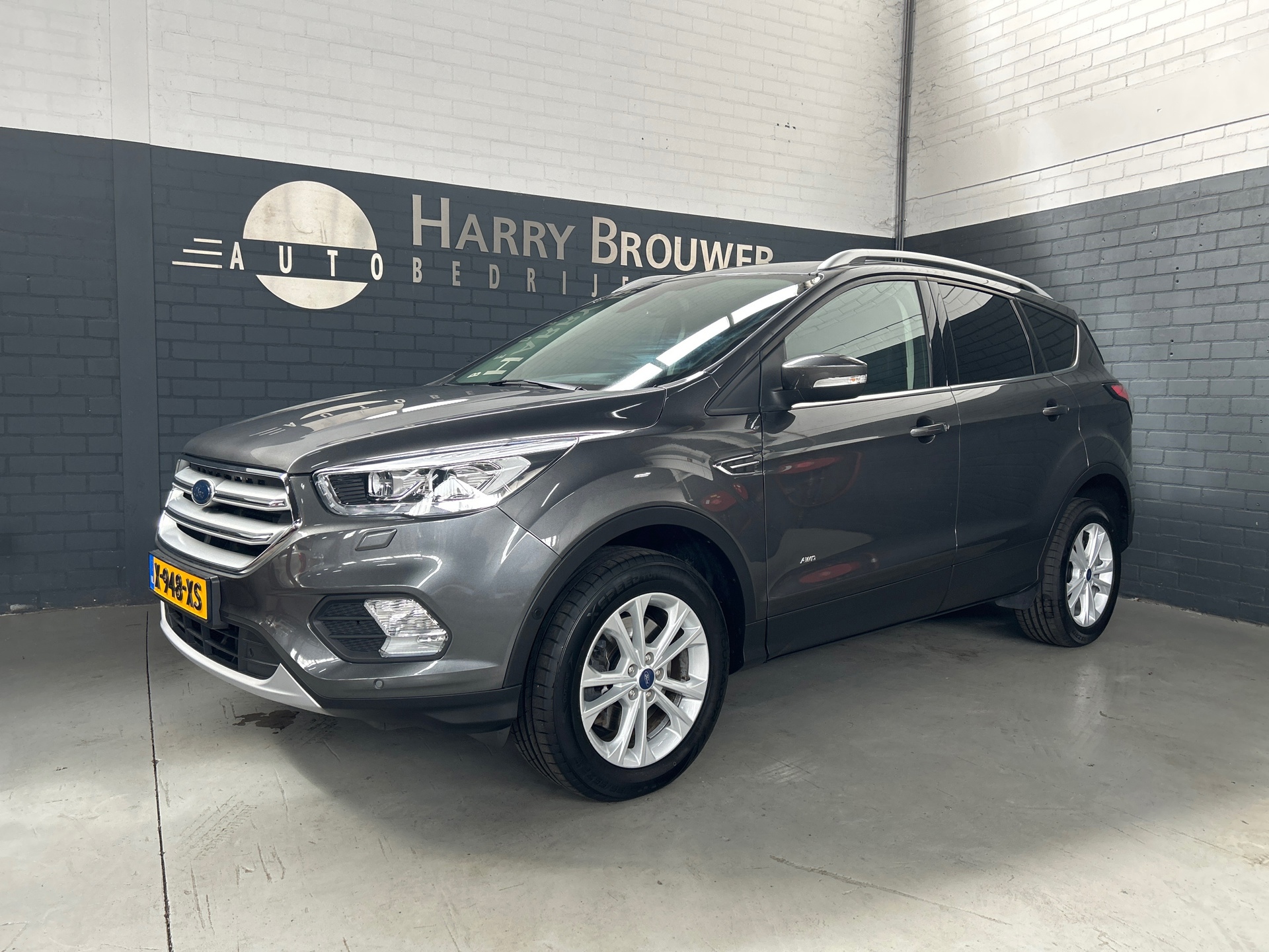 Ford KUGA 1.5 EcoBoost Titanium, automaat. 4 WD ,nieuwstaat