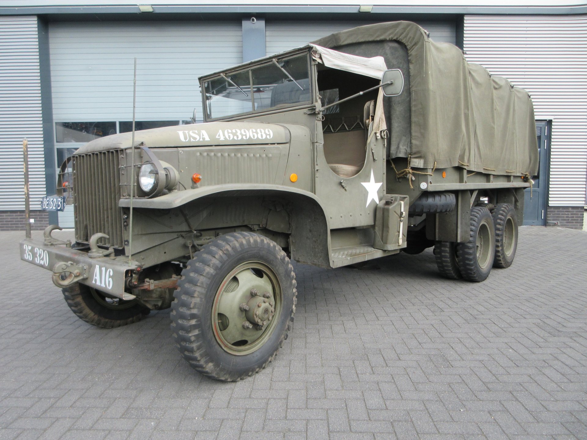 GMC CCKW 353 WW2 Truck