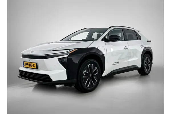 Executive 73 Kwh 2Wd