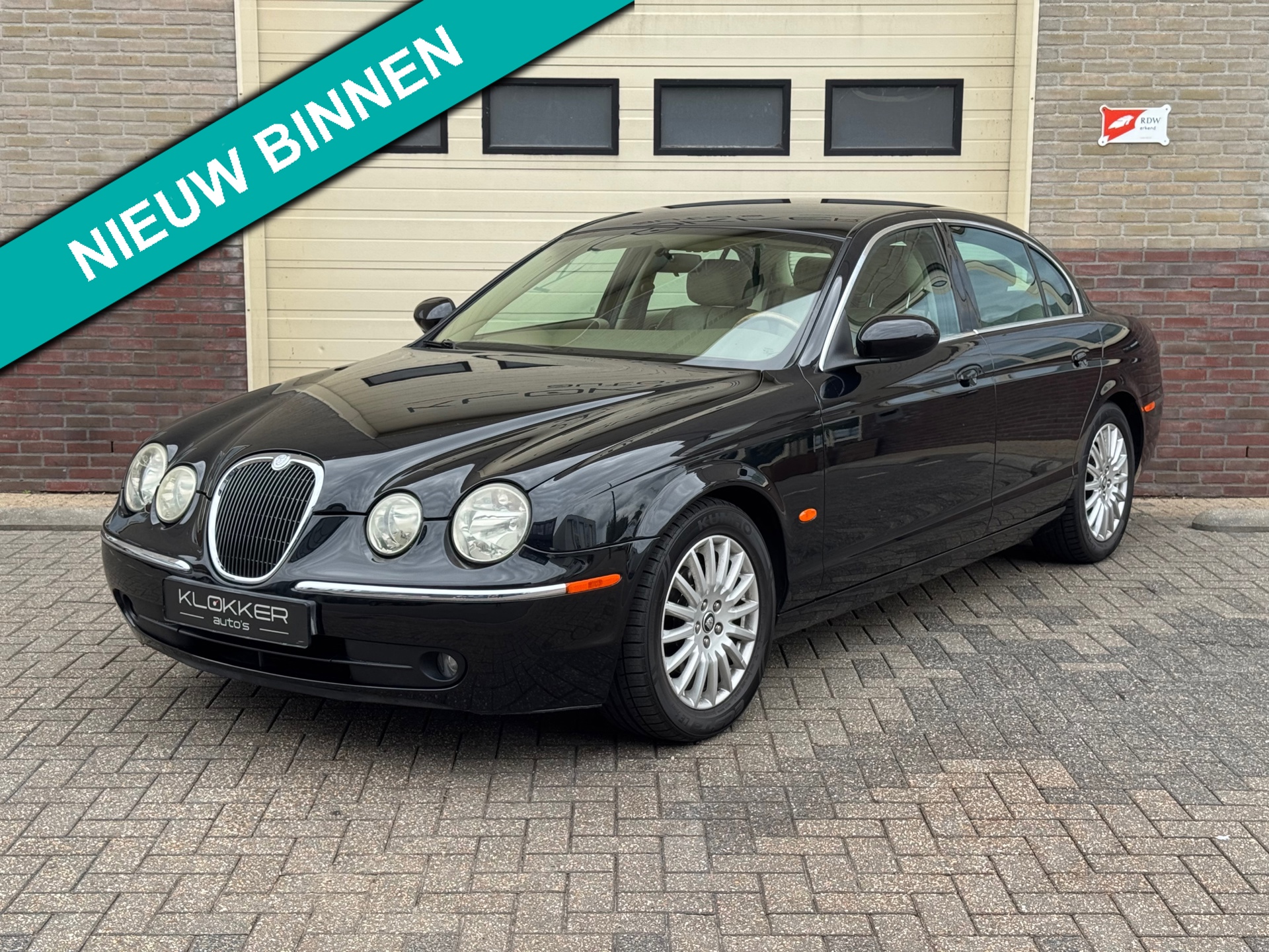 Jaguar S-type 2.5 V6 Midnight