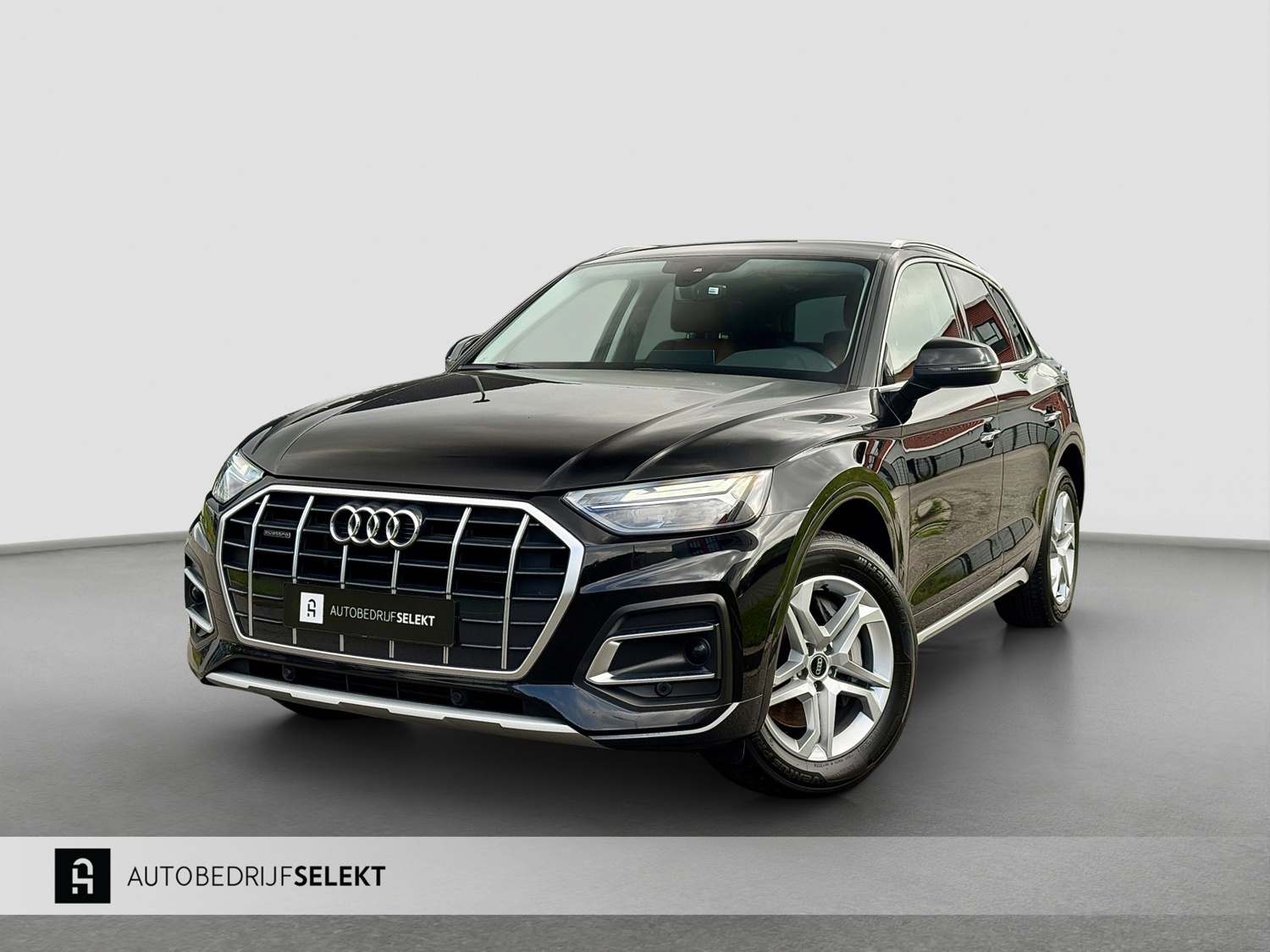 Audi Q5 50 TFSI e | Trekhaak | Carplay | Stoelverwarming | Elektrische achterklep | ACC | LED