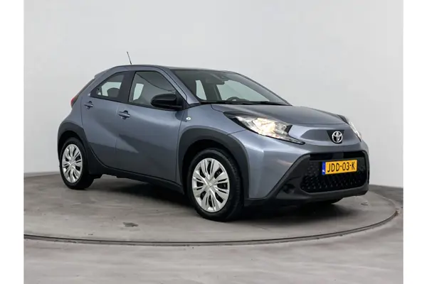 Toyota Aygo X Aygo X 1.0 Vvt-I Mt Play