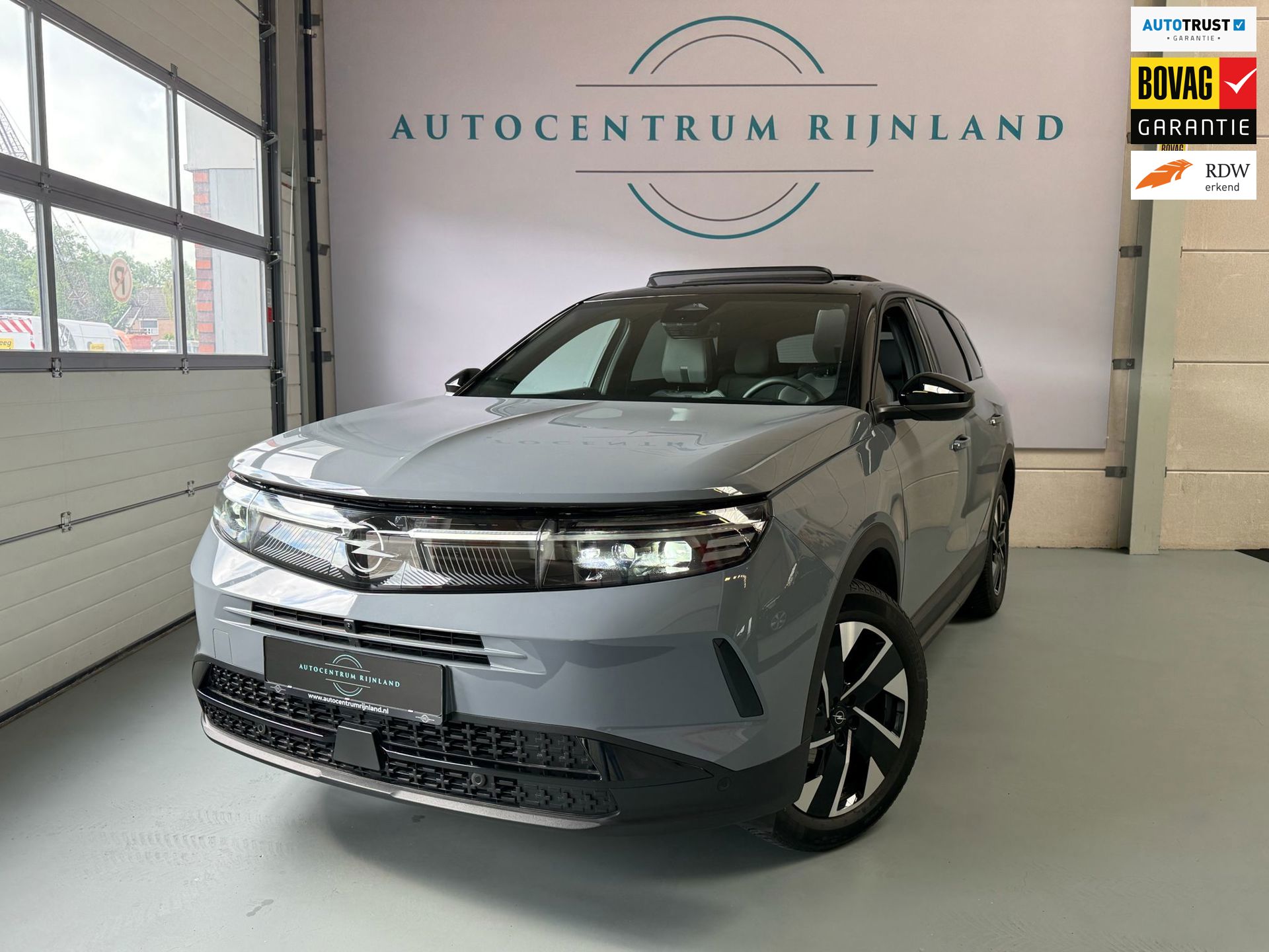 Opel GRANDLAND 1.2 Turbo Hybrid GS, 1 Jaar Bovag Garantie, Panoramdak, Head up display, Camera