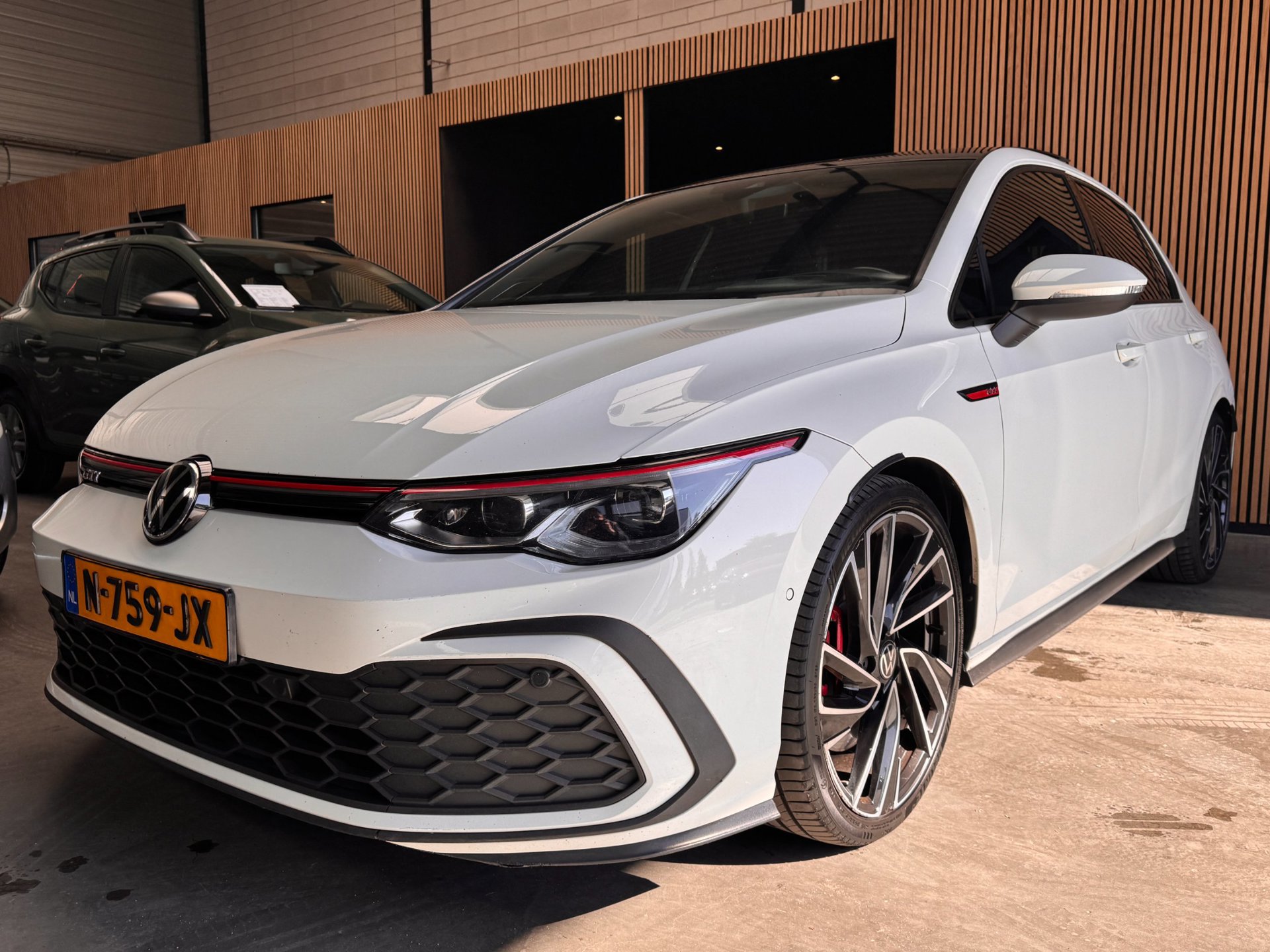 Volkswagen Golf 2.0 TSI GTI Automaat Pano|HUD|IQlight|Camera|Carplay|Virtual