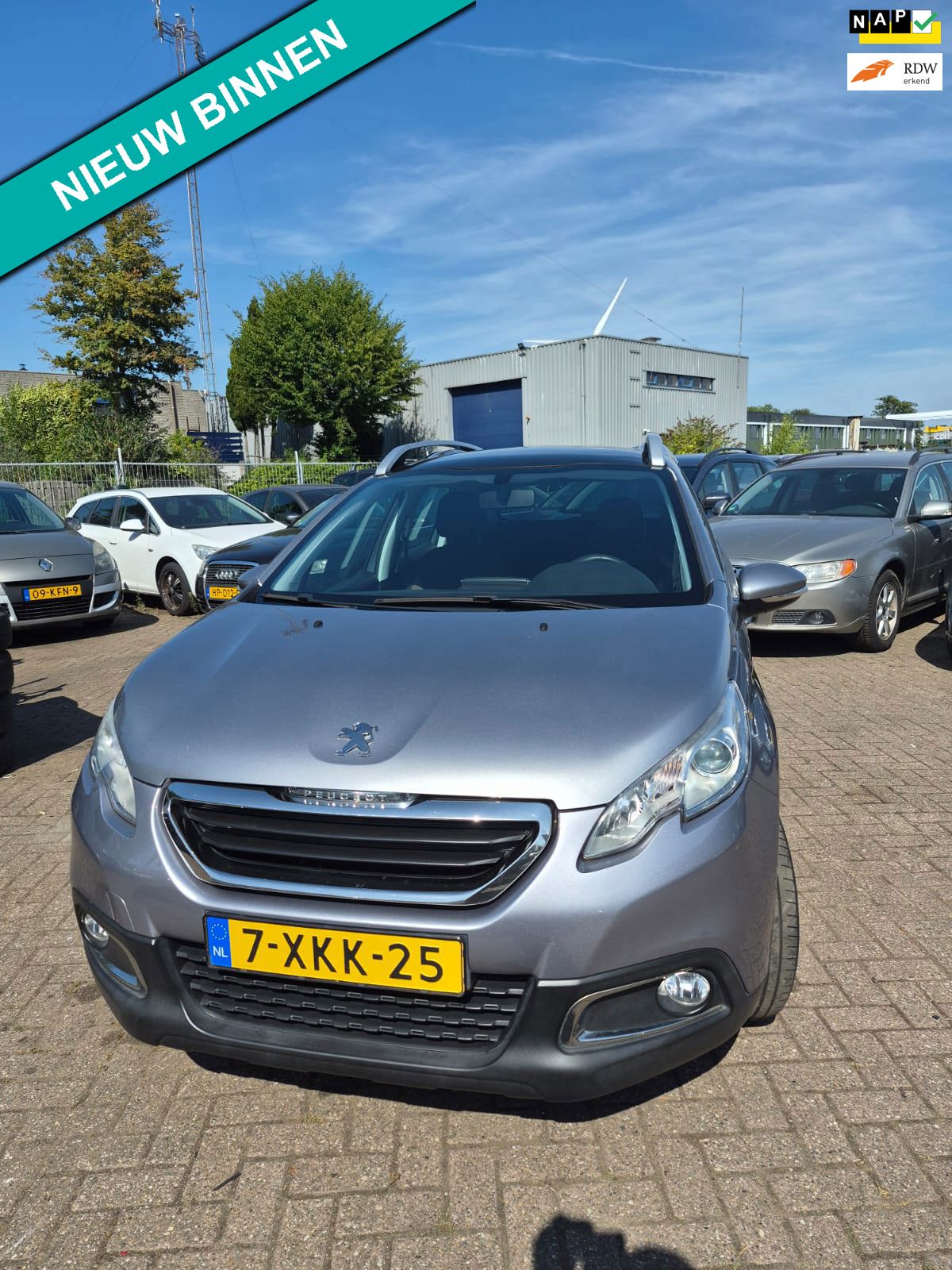 Peugeot 2008 1.2 VTi Active Pack Premium