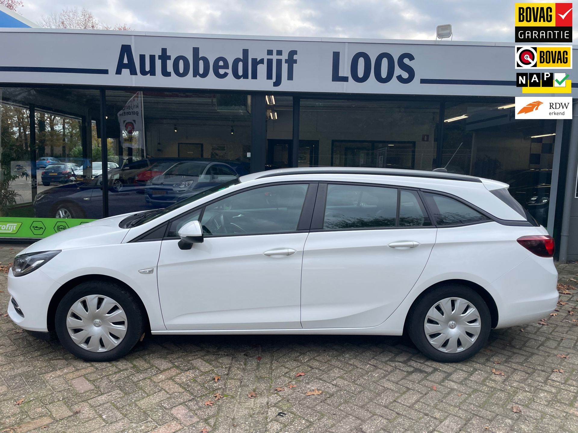 Opel Astra Sports Tourer 1.2 Business Edition
