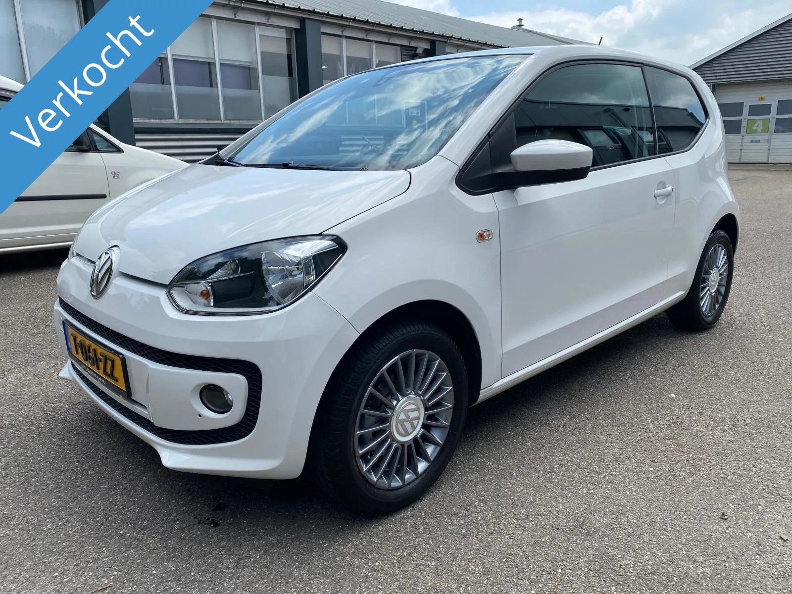 Volkswagen UP! 1.0 BMT High 71353 verkocht