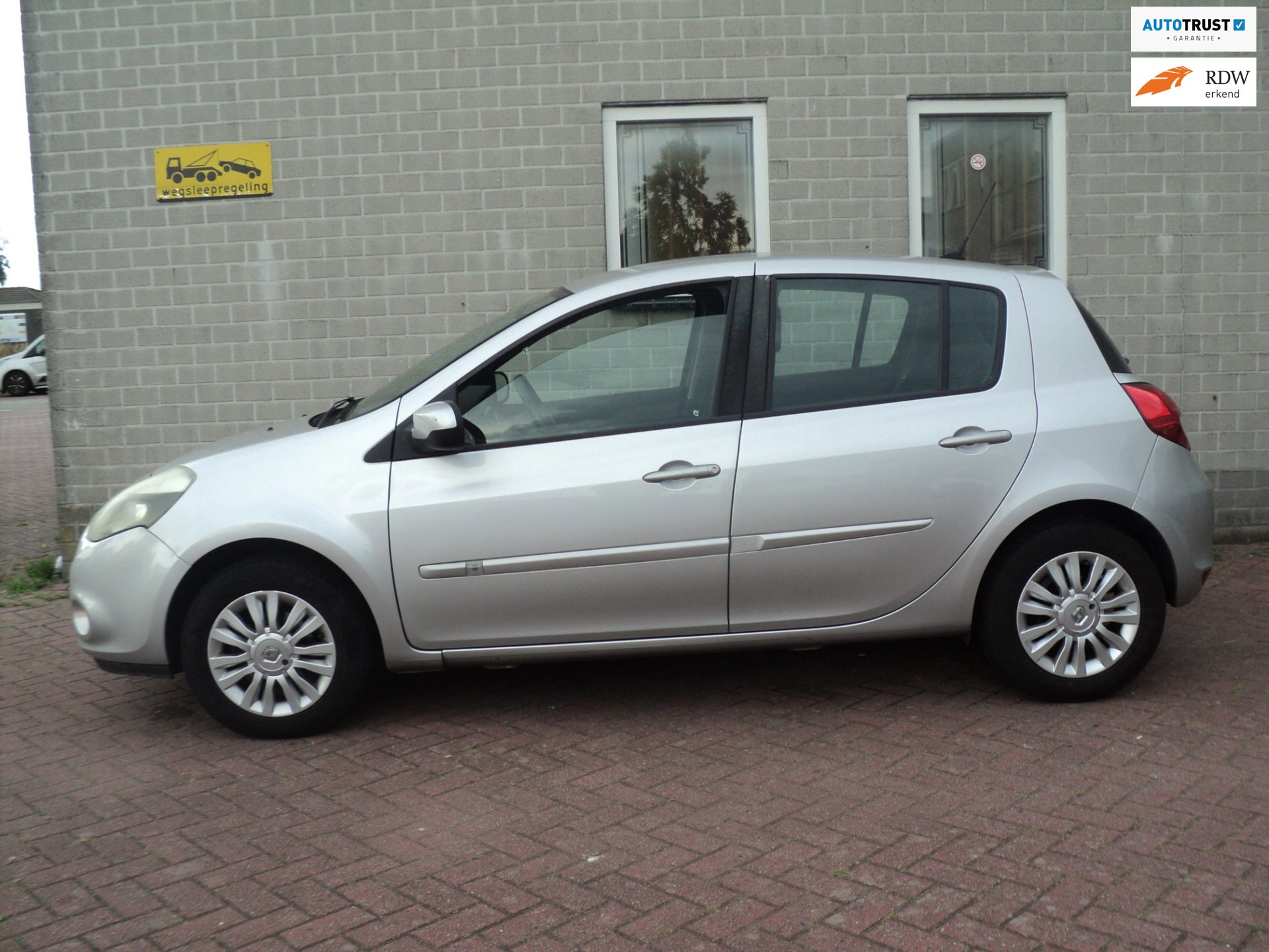 Renault Clio 1.2 TCe 5 drs airco bj2011