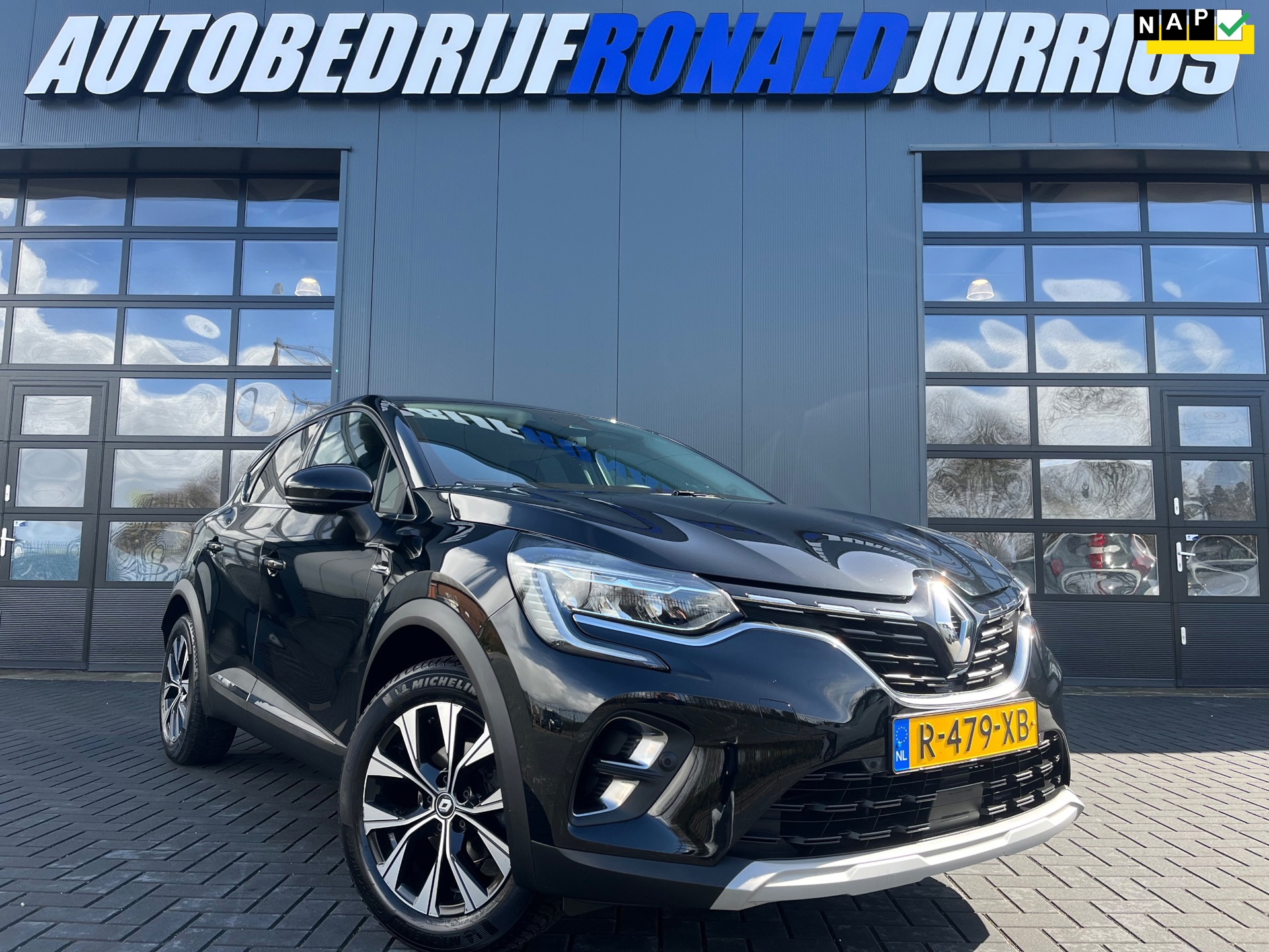 Renault Captur 1.0 TCe 90 Techno NL.Auto/Navigatie/Carplay/Privacy Glass/Climatronic/Half-Leer/1Ste Eigenaar