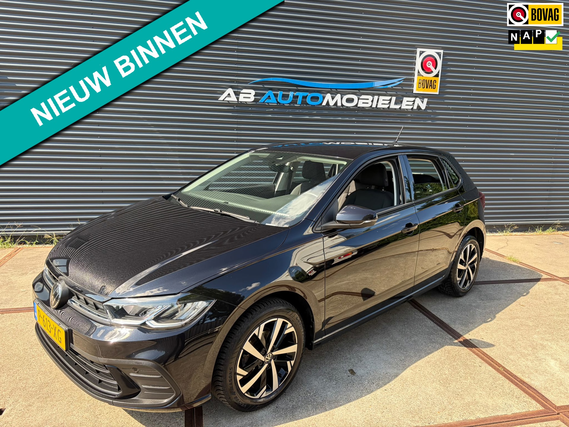 Volkswagen Polo 1.0 TSI Life APPLE CARPLAY/ PDC / CLIMA