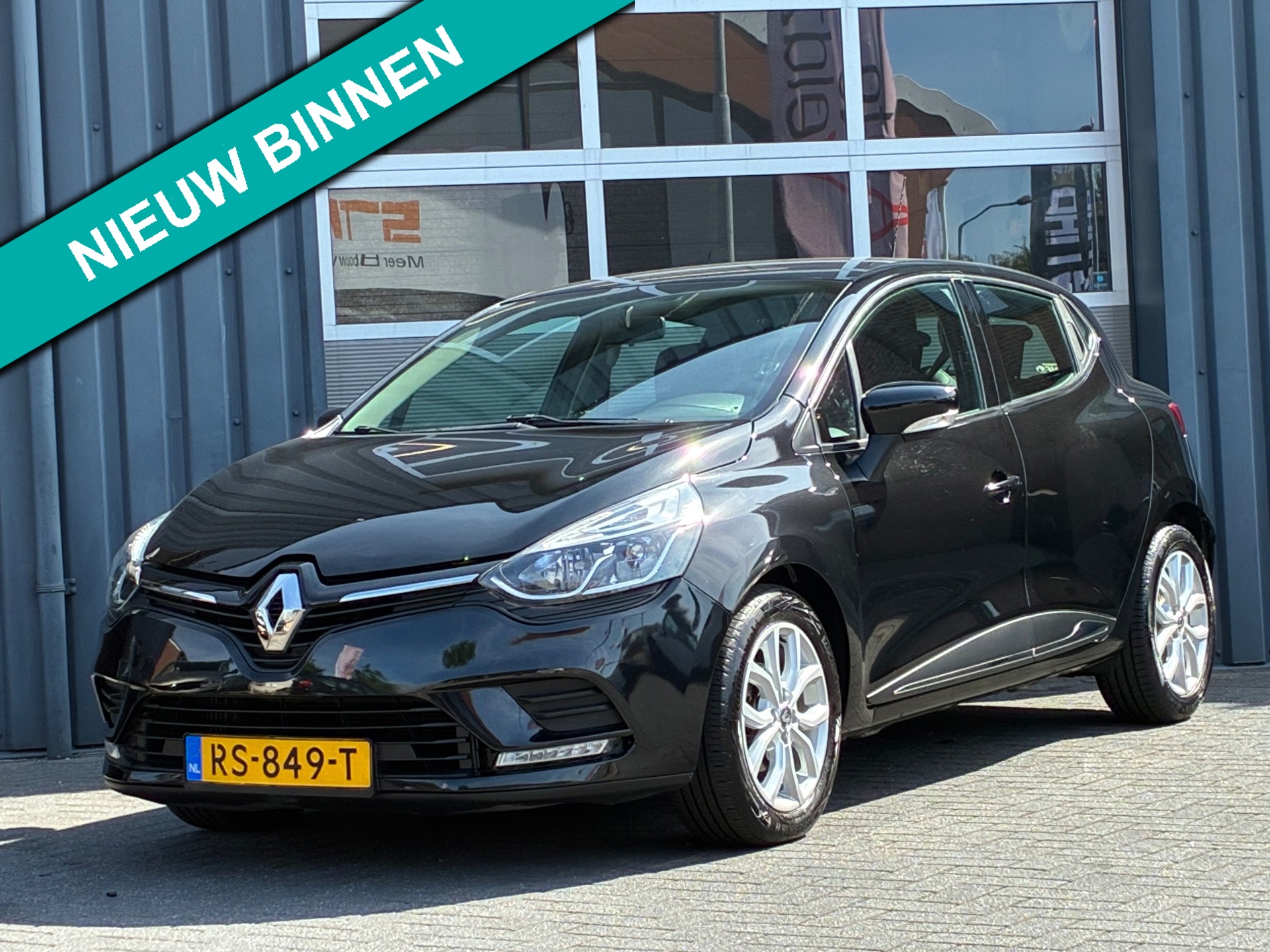 Renault Clio 1.2 TCe 120PK Zen Airconditioning, Navigatie, PDC, Cruise control, Goed onderhouden!