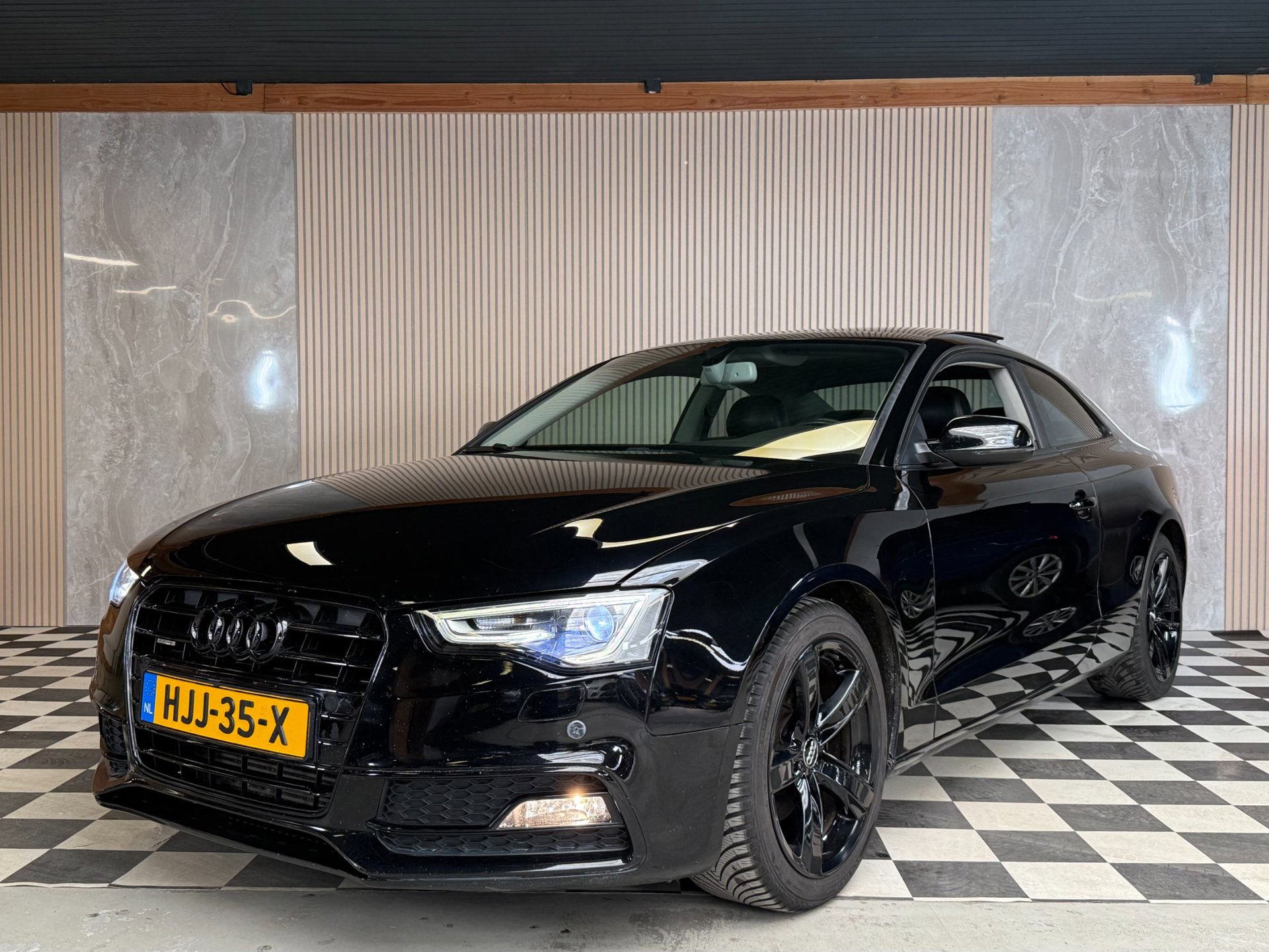 Audi A5 Coupé S5 2.0 TFSI Quattro Pro Line S Pano Keyless Airco Cruise Control