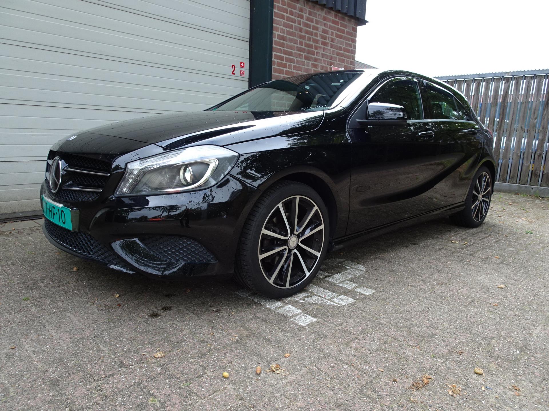 Mercedes-Benz A-klasse 180 Ambition BlueEFFICIENCY 2Style Sport.