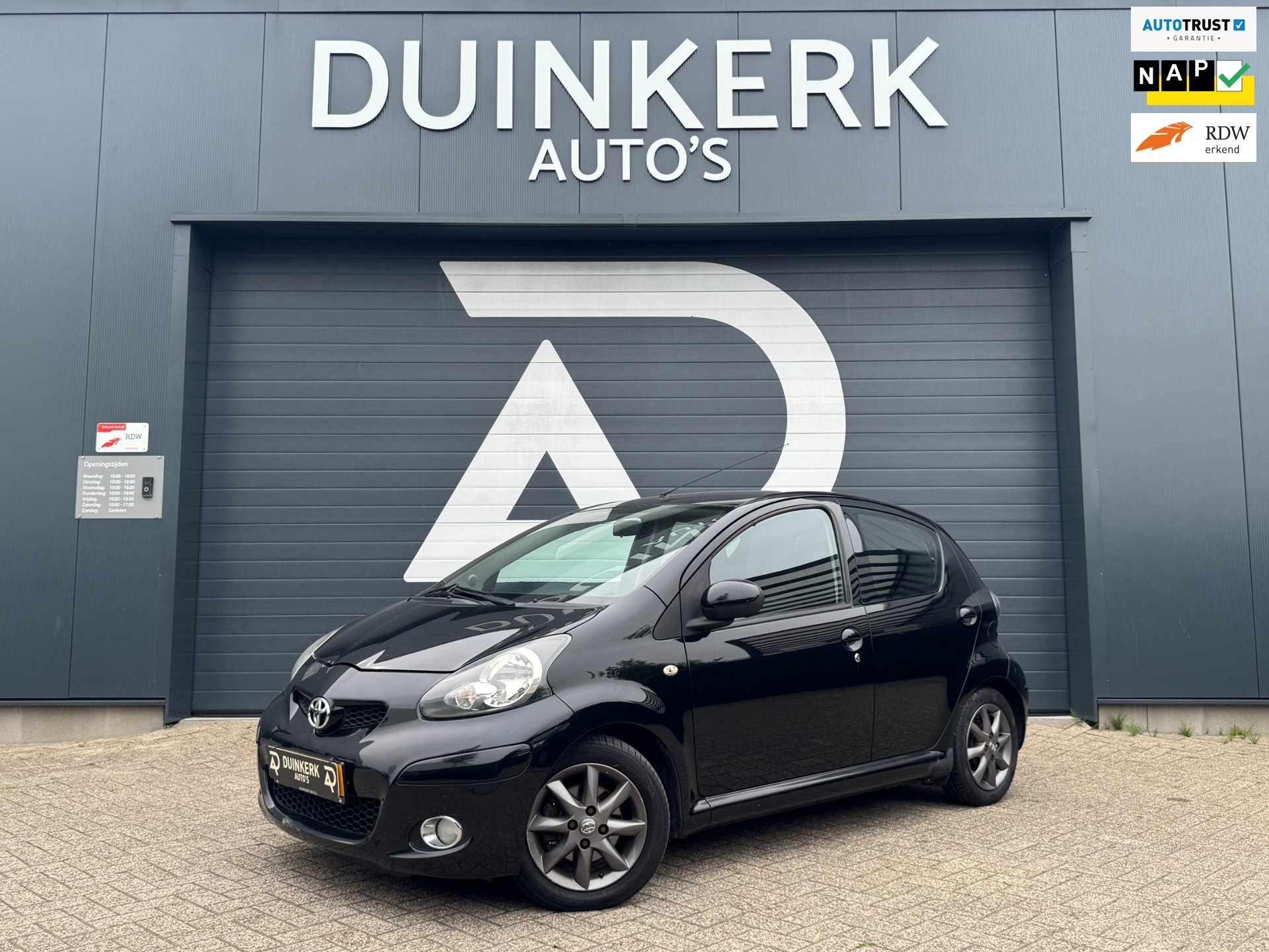 Toyota Aygo 1.0-12V Dynamic Navigator | Airco | Elektrische ramen | Elektrische deurvergrendeling | Trekhaak | NAP