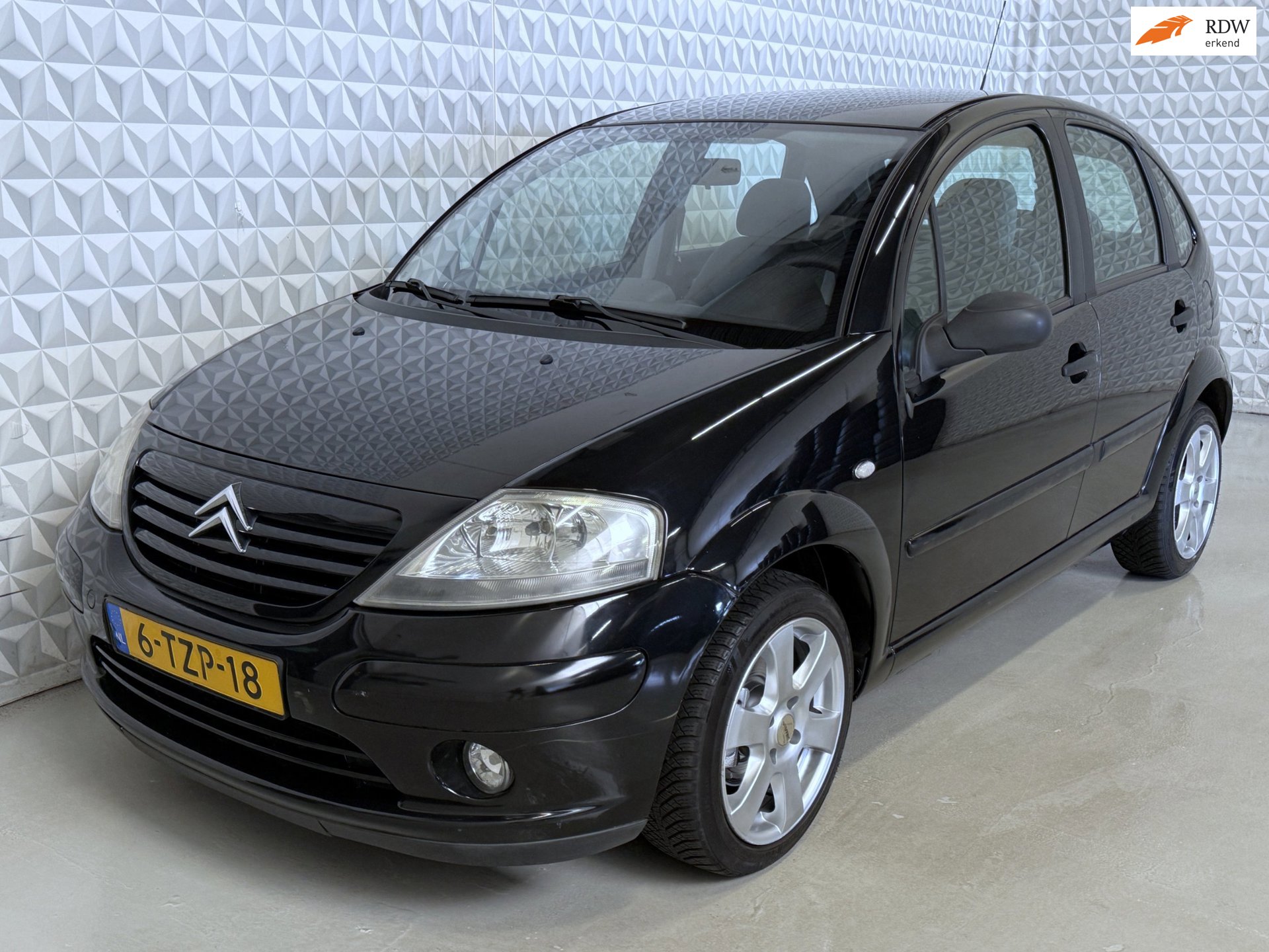 Citroën C3 1.1i Ligne Séduction / LEUKE AUTO! 127.000km (2005)