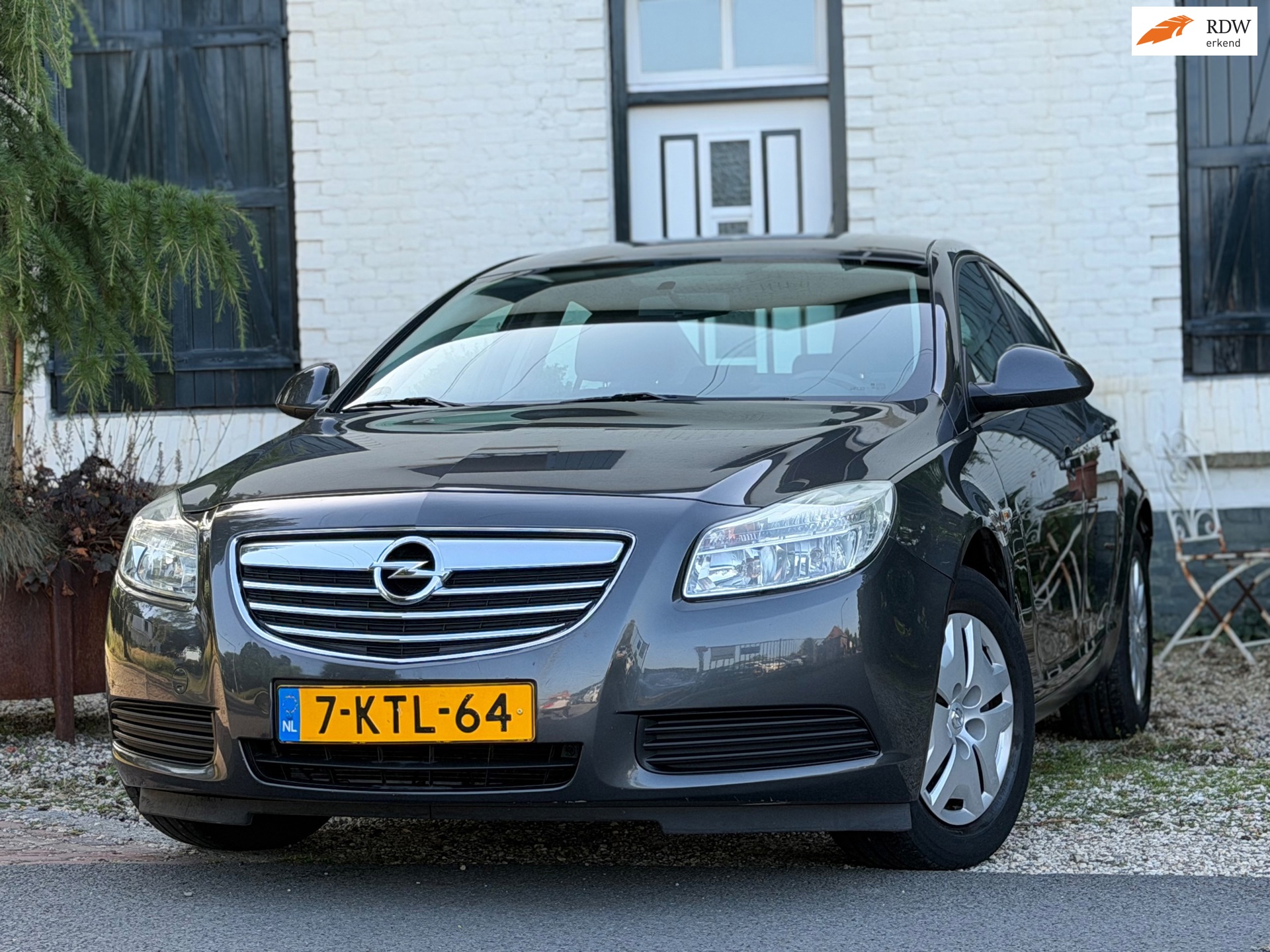 Opel Insignia 1.6 Edition|Airco|Goed onderhouden|Nette auto