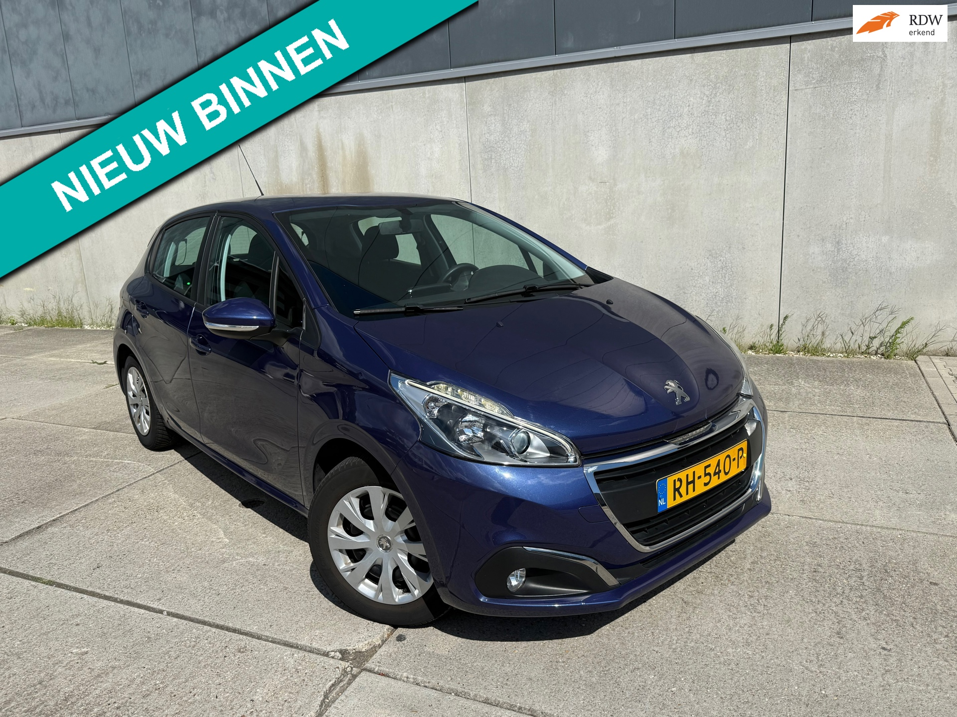 Peugeot 208 1.2 PureTech Blue Lion Volledig onderhouden Airco Navigatie