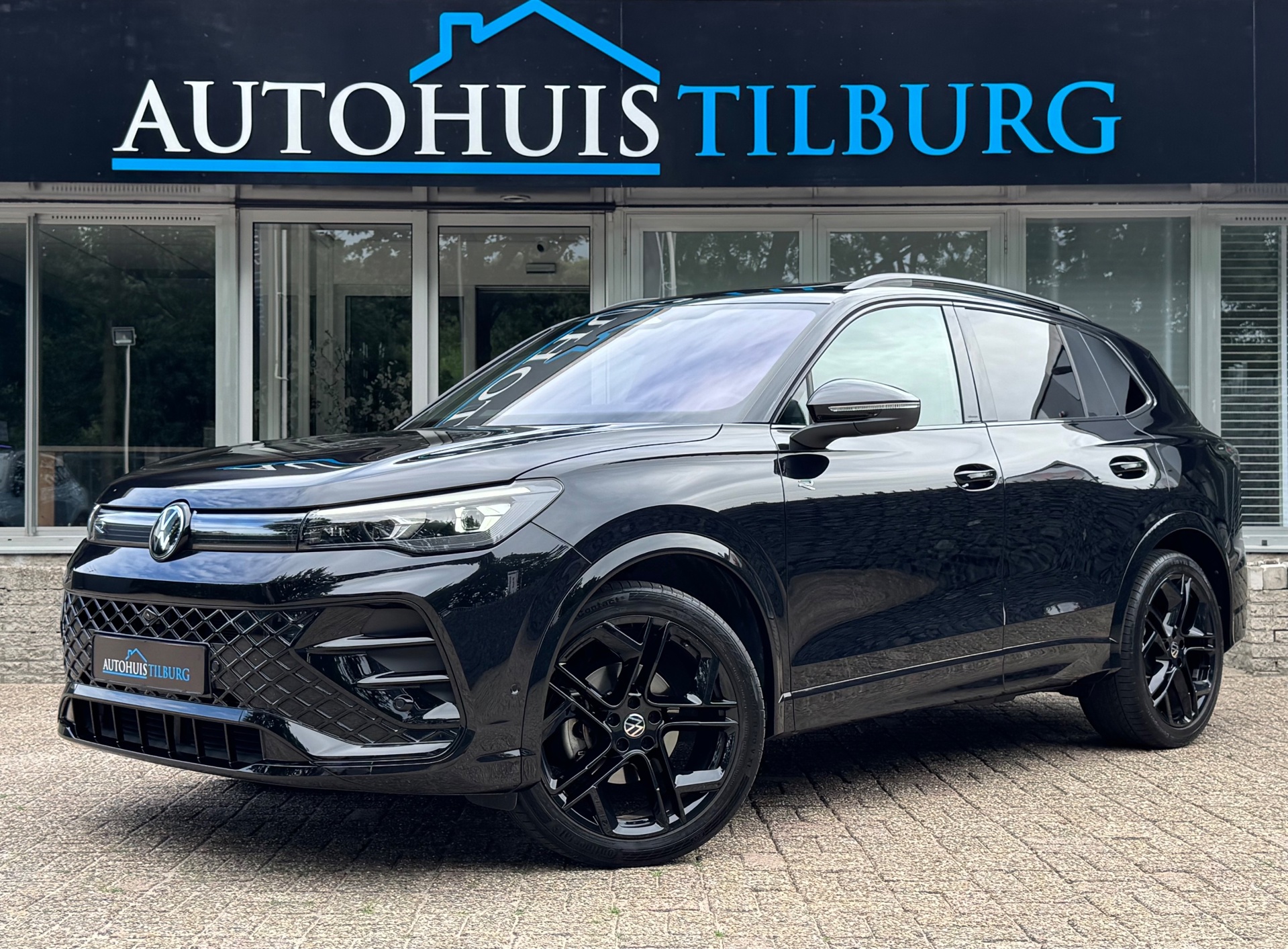 Volkswagen Tiguan 1.5 eTSI R-Line Pano Leder H/K 360' HUD Trekhaak