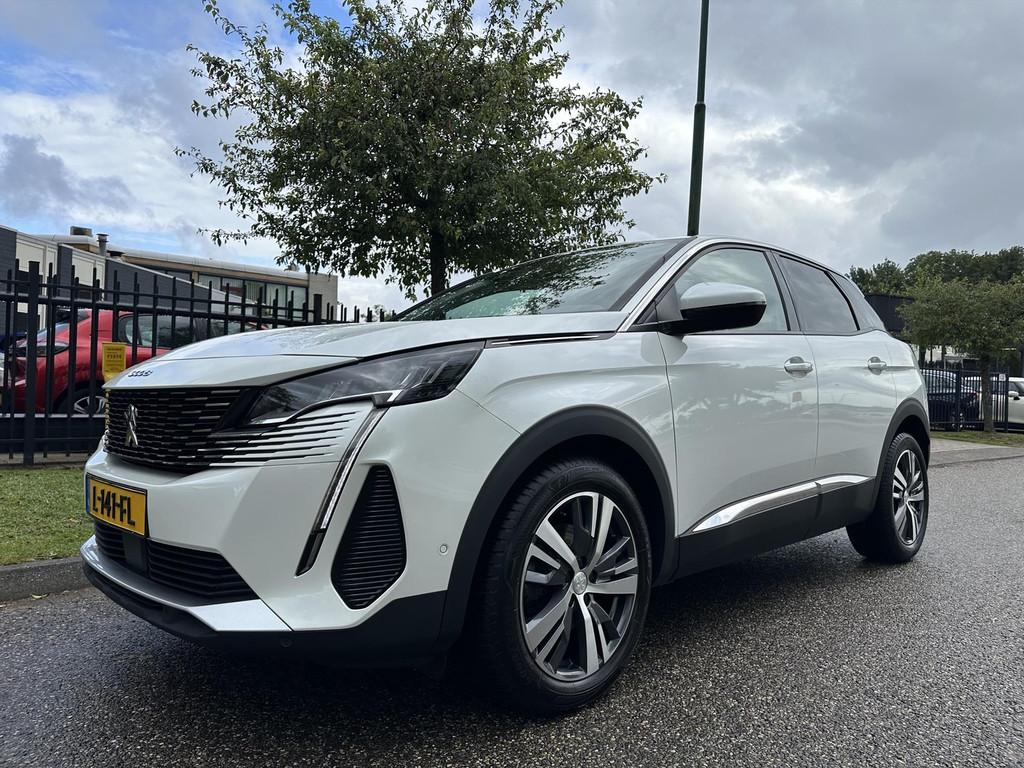 Peugeot 3008 1.2 PureTech 130pk S&S Allure Trekhaak Navigatie