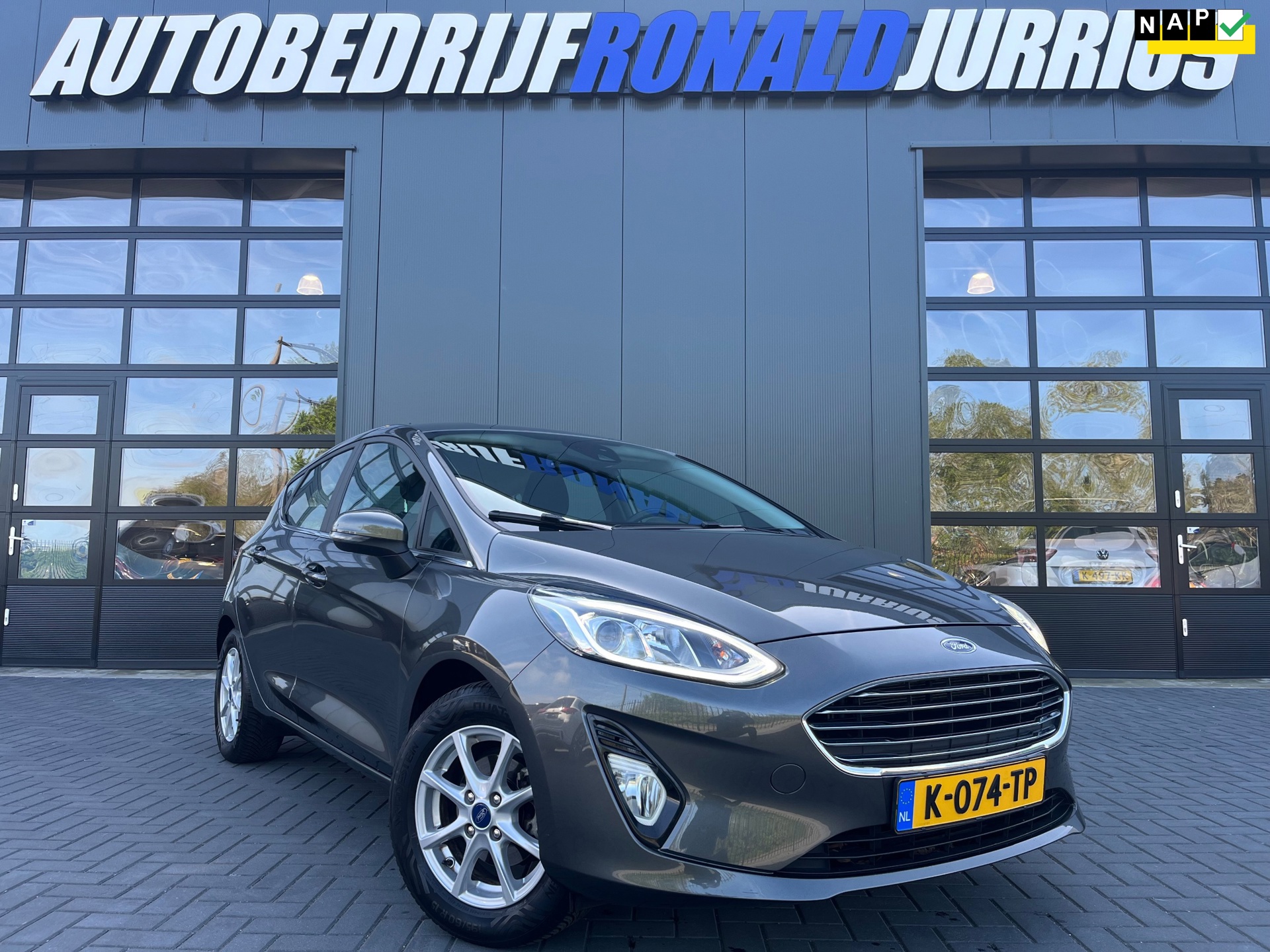 Ford Fiesta 1.0 EcoBoost Titanium/NL.Auto/Carplay/Stoelverwarming/Climatronic/1Ste Eigenaar/Dealer Onderhouden