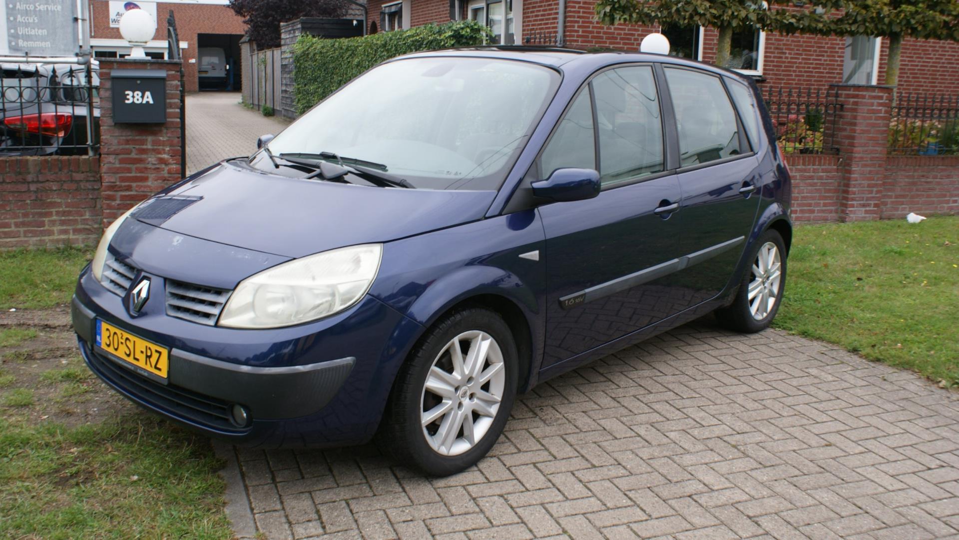 Renault Scénic 1.6-16V Dynamique Comfort