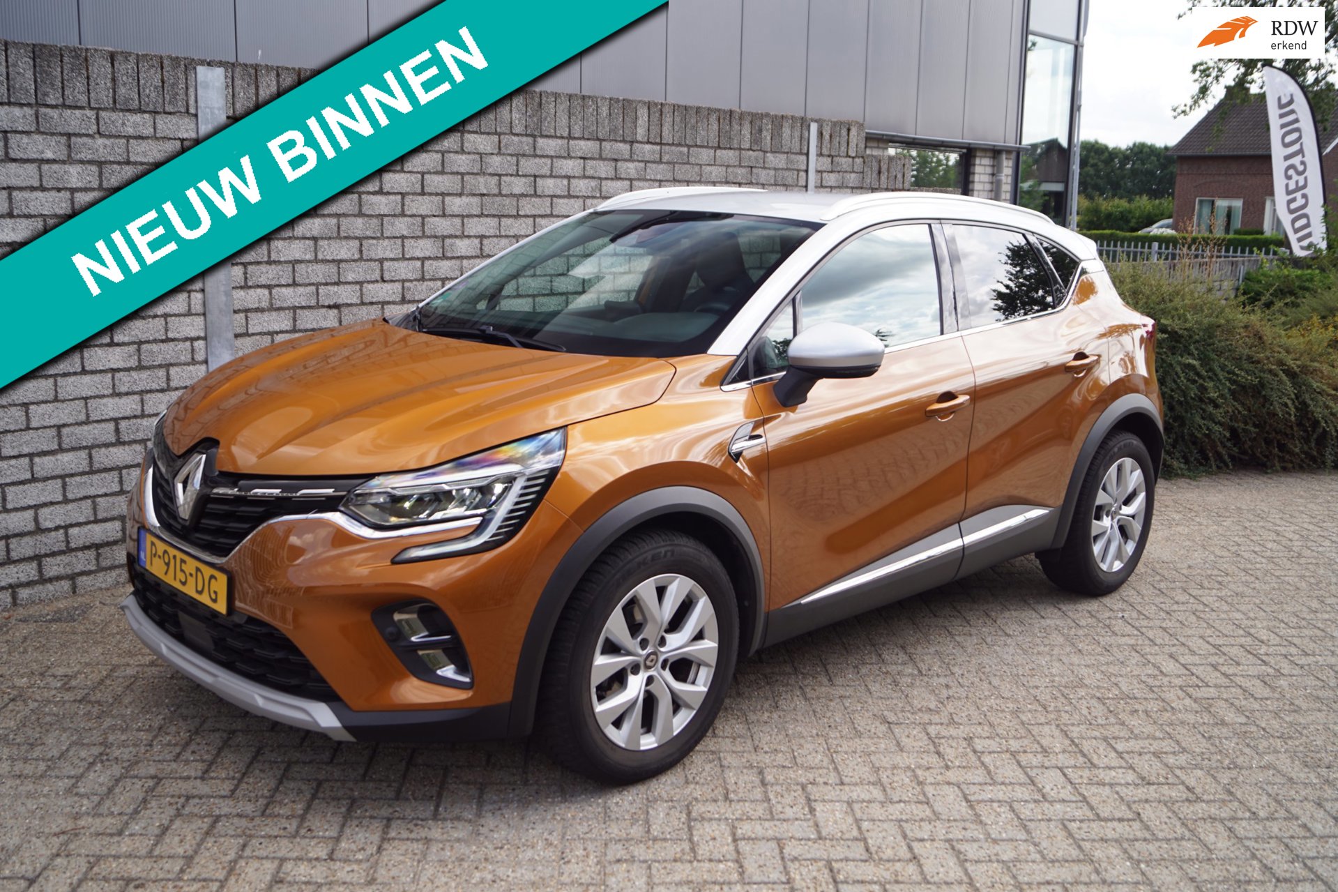Renault Captur 1.3 TCe 140 PK Initiale Paris Autom Leder Sportst Stoel/Stuurverw Navi Camera Clima Cruise 2x PDC LMV Trekh ENZ