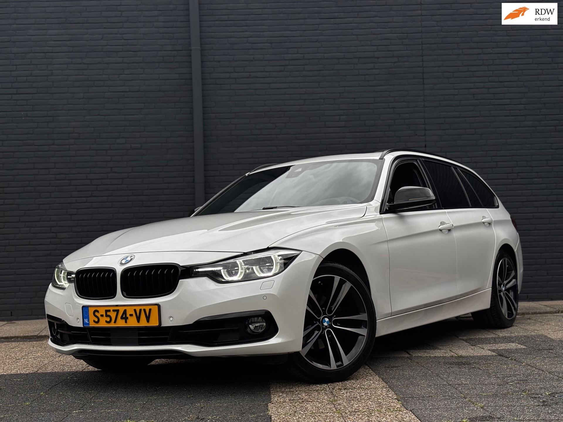 BMW 3-serie Touring 320i xDrive M Sport Edition | Pano | HUD | Harman Kardon