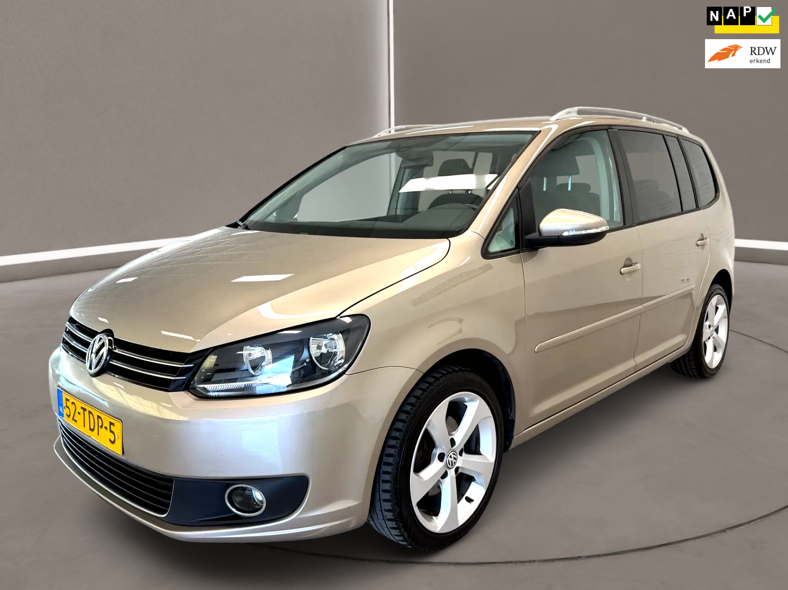 Volkswagen Touran 1.6 TDI Comfortline BlueMotion 105 Pk Airco Navi EXPORT.