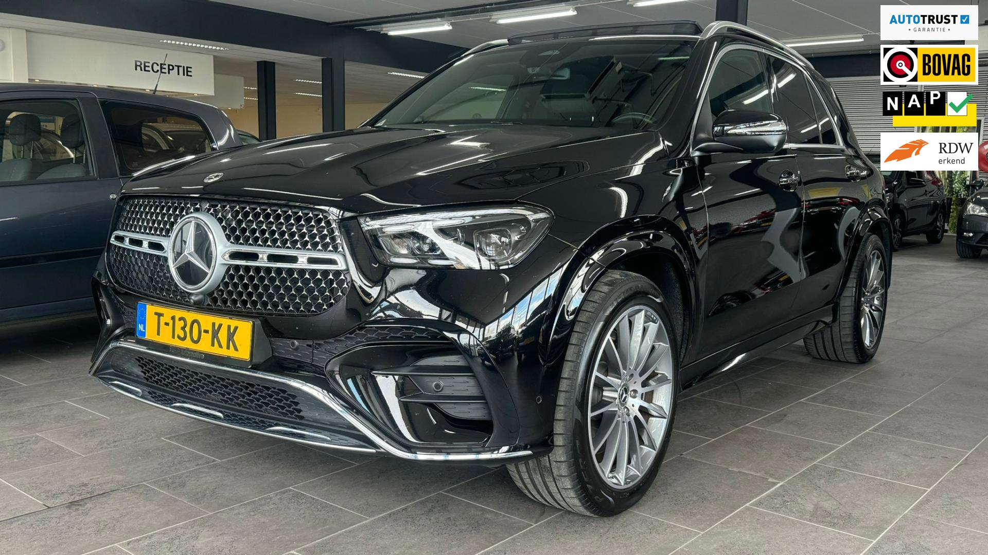 Mercedes-Benz GLE-klasse 400 e 4MATIC AMG Line Premium plug-in hybride luchtvering panoramadak 360 Cameras koeling mimory vol