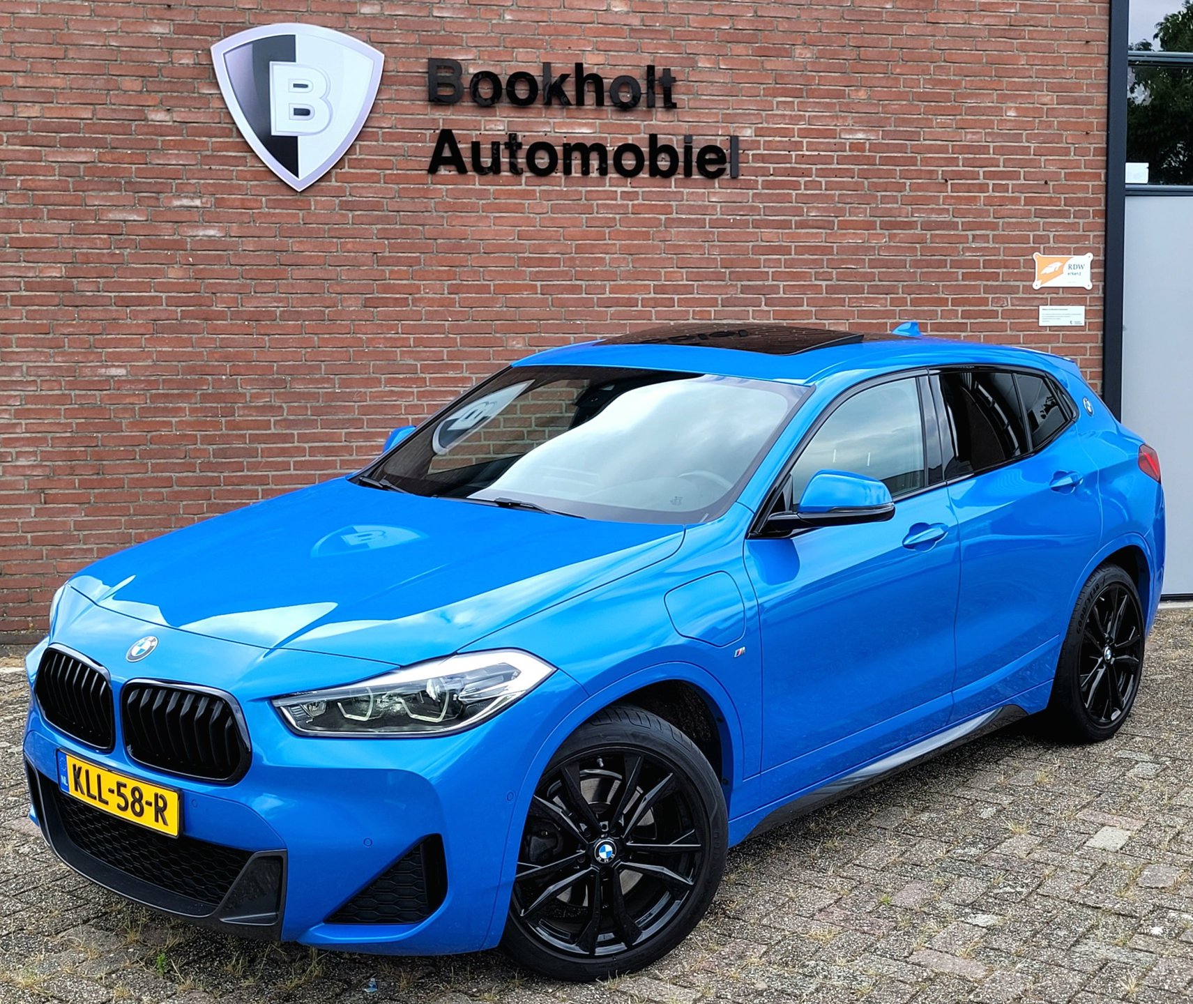 BMW X2 XDrive25e M-sport Pano, Cam, ACC, Harman Kardon