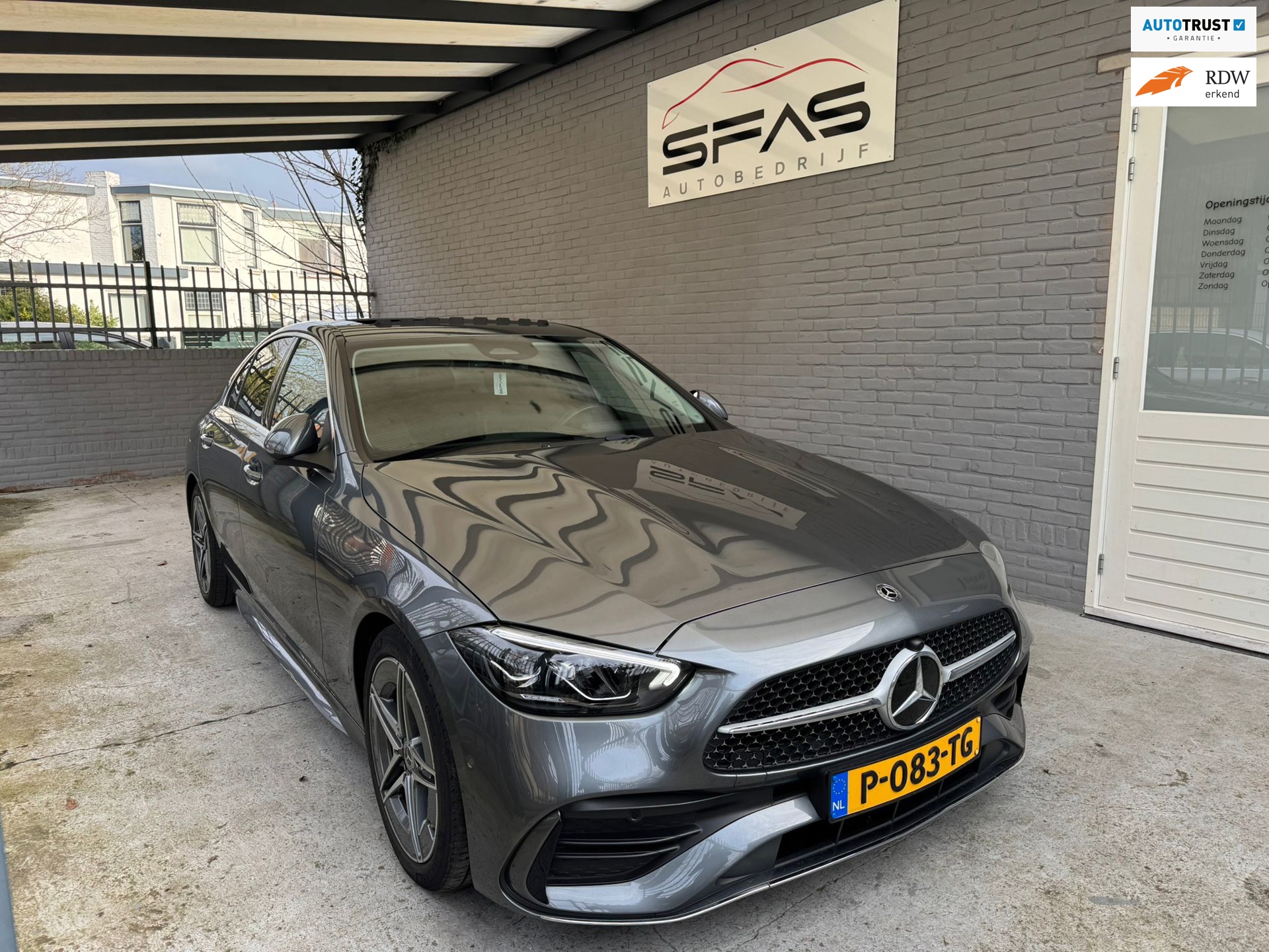 Mercedes-Benz C-klasse 180 AMG 170pk 9G-Tronic 2022 Grijs