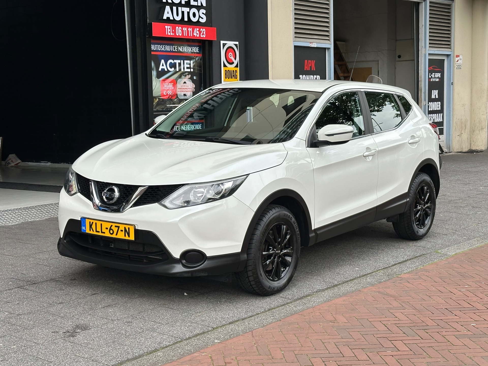 Nissan Qashqai 1.2 Tekna Airco PDC