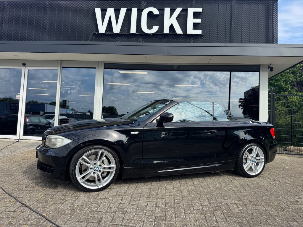 BMW 1-serie M135i xDrive High Executive Cabriolet AUT Leder Xenon
