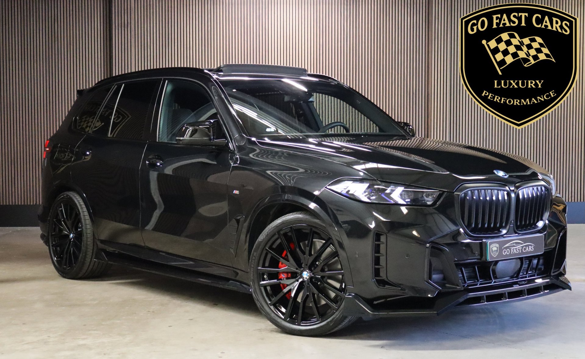 BMW X5 XDrive50e|M seats|Soft close|Maxton|| Iconic Glow|Stoel verwarming+ventilatie|H&K|4wielbesturing|luchtvering|BTW|Pano|Trek.