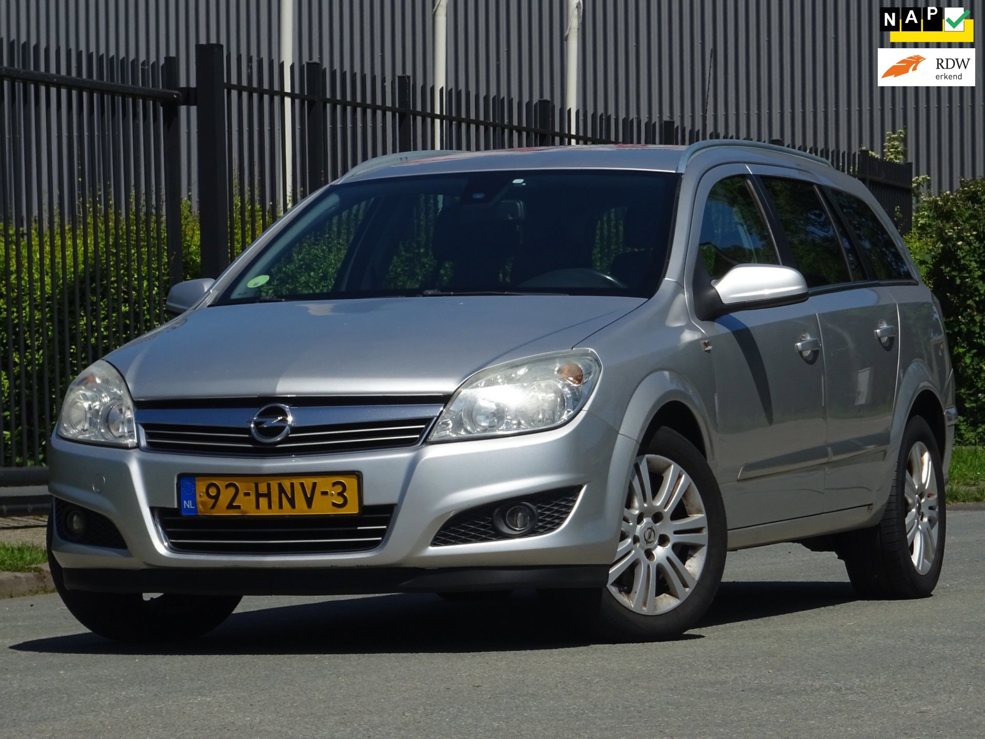 Opel Astra Wagon 1.6 Executive NAP/LEER/NAVI/AC/CRUISE/APK