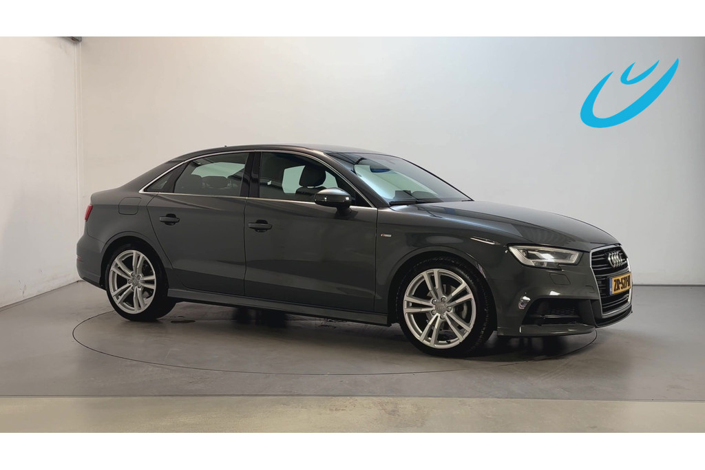 Audi A3 Limousine 30 TFSI Sport S Line Edition LED Leder-Stof Parkeersensoren Navigatie