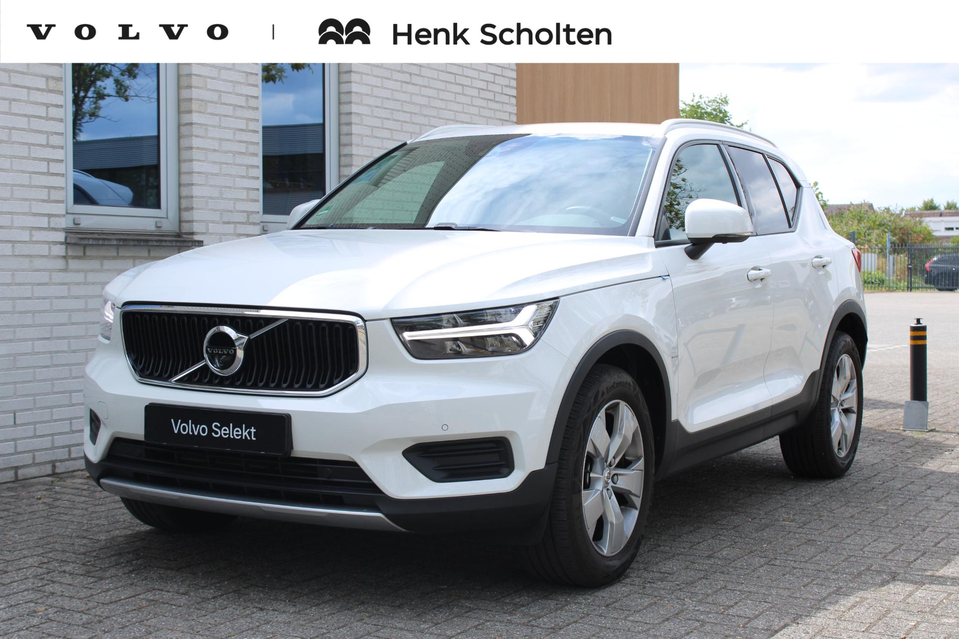 Volvo XC40 T2 Momentum Business