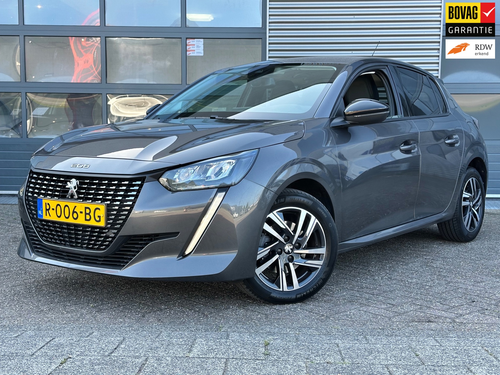 Peugeot 208 1.2 Allure Pack | CRUISECR | Camera | CarPlay