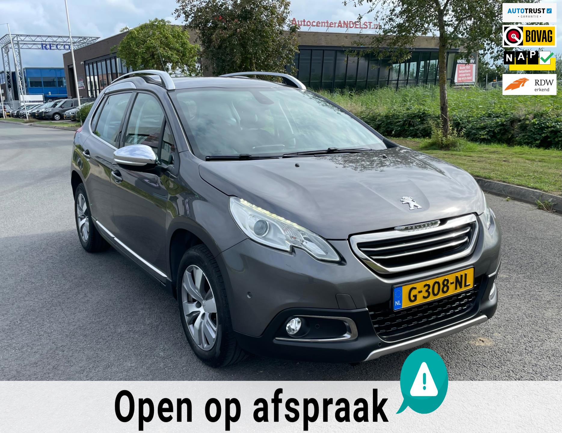 Peugeot 2008 1.2 PureTech Active, Cruise, Pdc, Navi, Lmv, Half leder, Climate control, Goed oh, Mooie kmstand!
