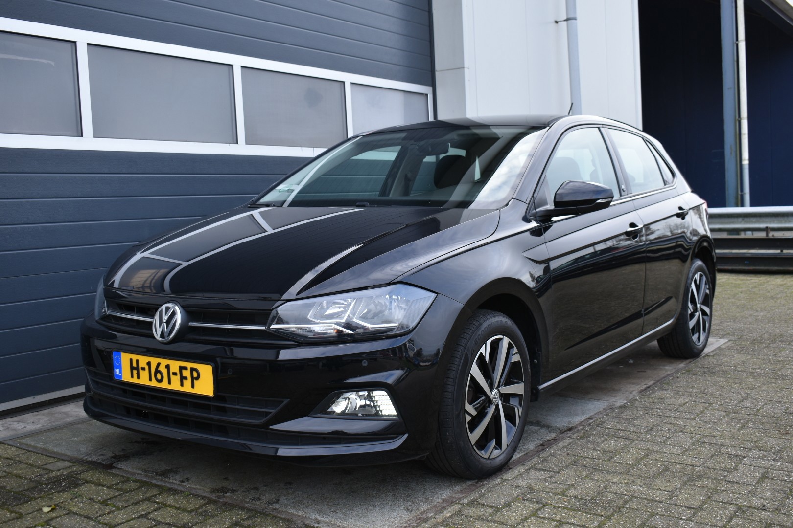 Volkswagen Polo 1.0 TSI Highline BEATS LEES TEKST!