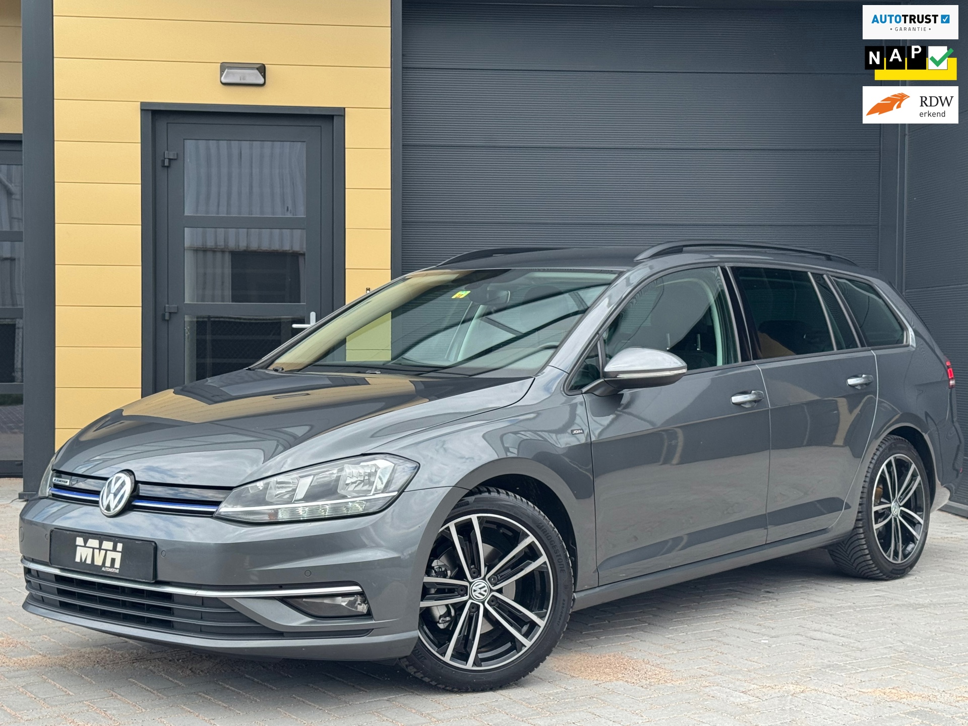 Volkswagen Golf Variant 1.5 TSI Comfortline Business - DSG - 18'' - Virtual - Camera - Carplay