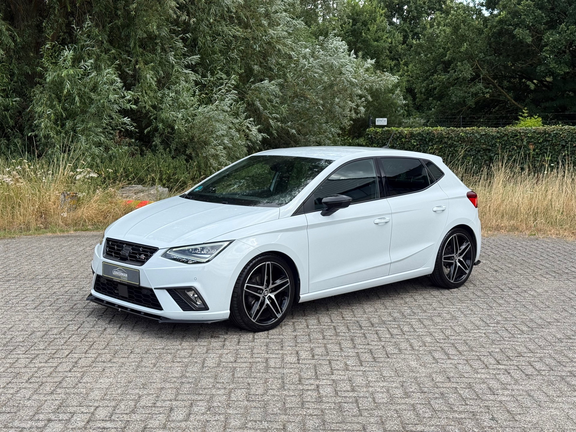 Seat Ibiza 1.0 TSI FR MAXTON I LED I 116PK I CARPLAY I CAMERA I 6BAK
